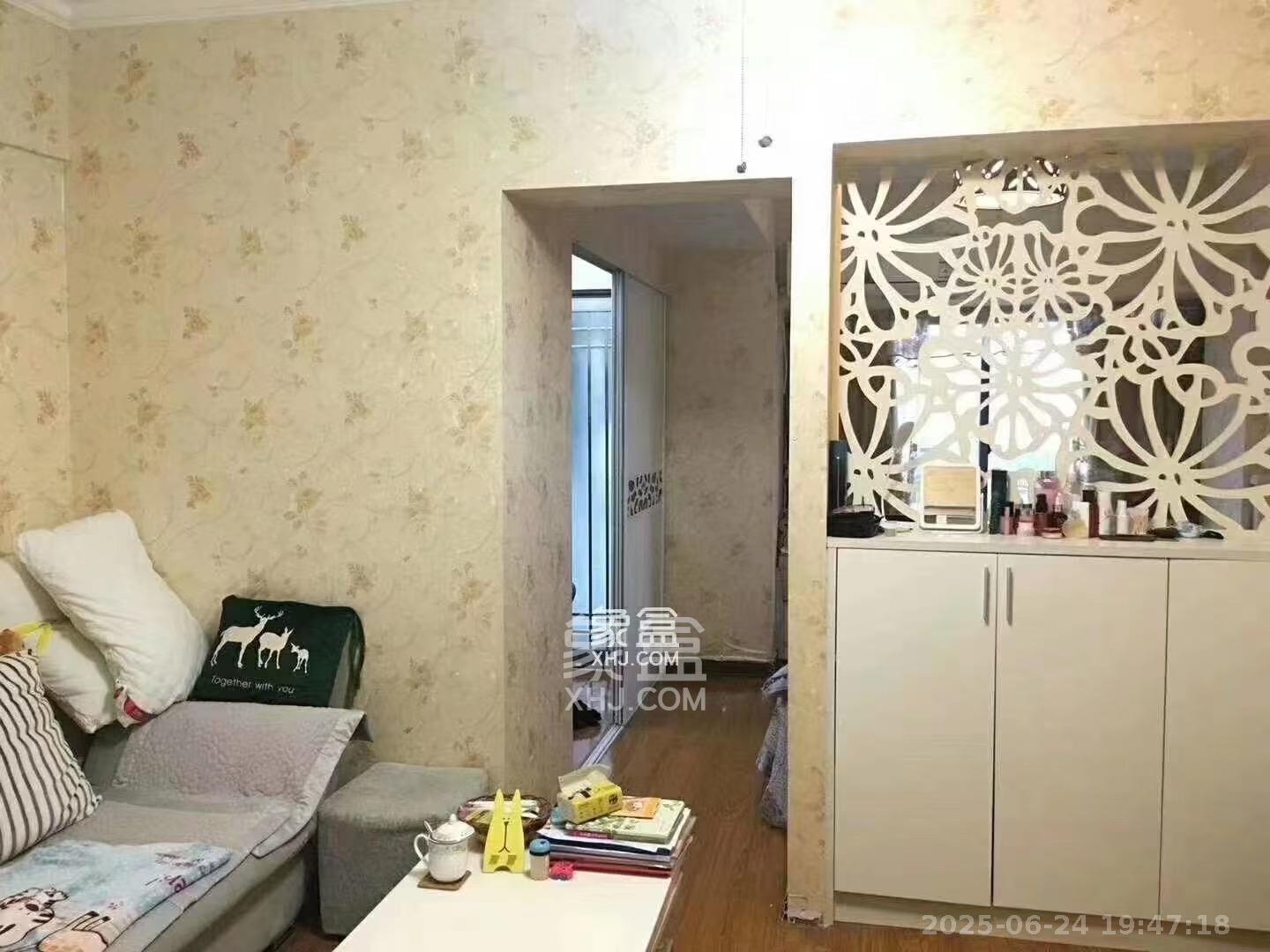 时代公馆  1室1厅1卫   1600.00元/月室内图