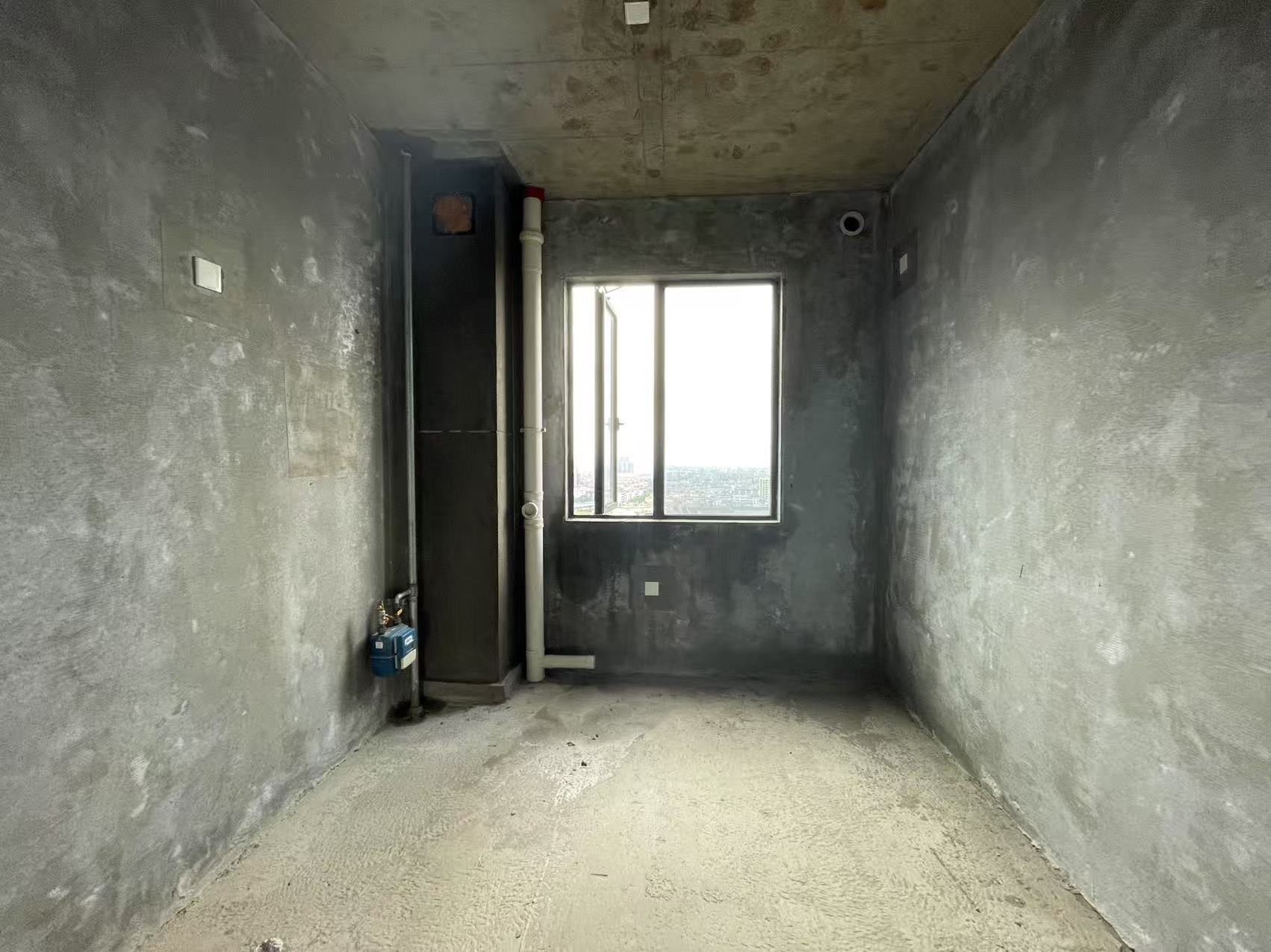 建发央著（悦发央著）  5室2厅3卫    221.0万