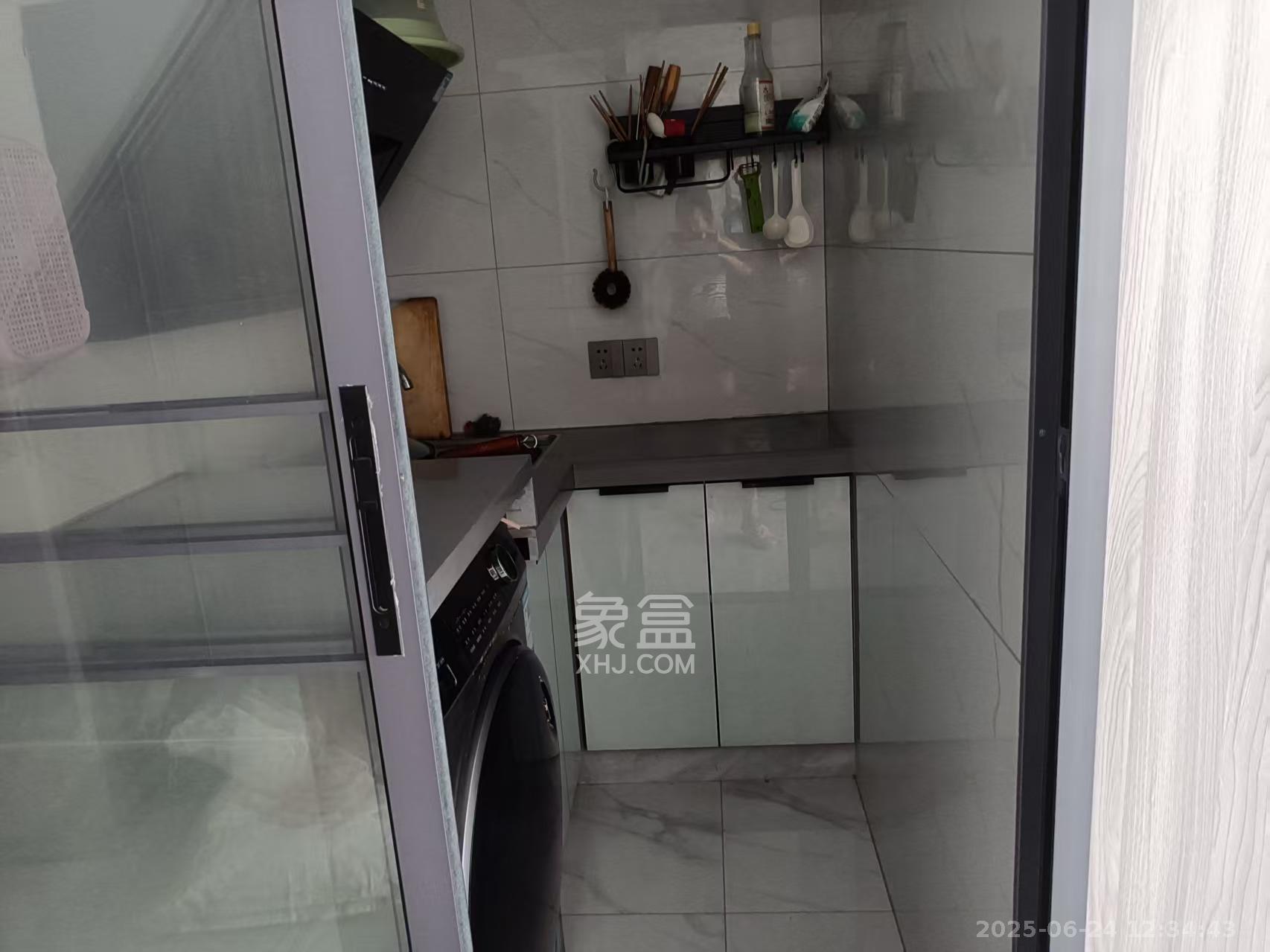 旭辉汇樾城  2室1厅1卫   1800.00元/月室内图