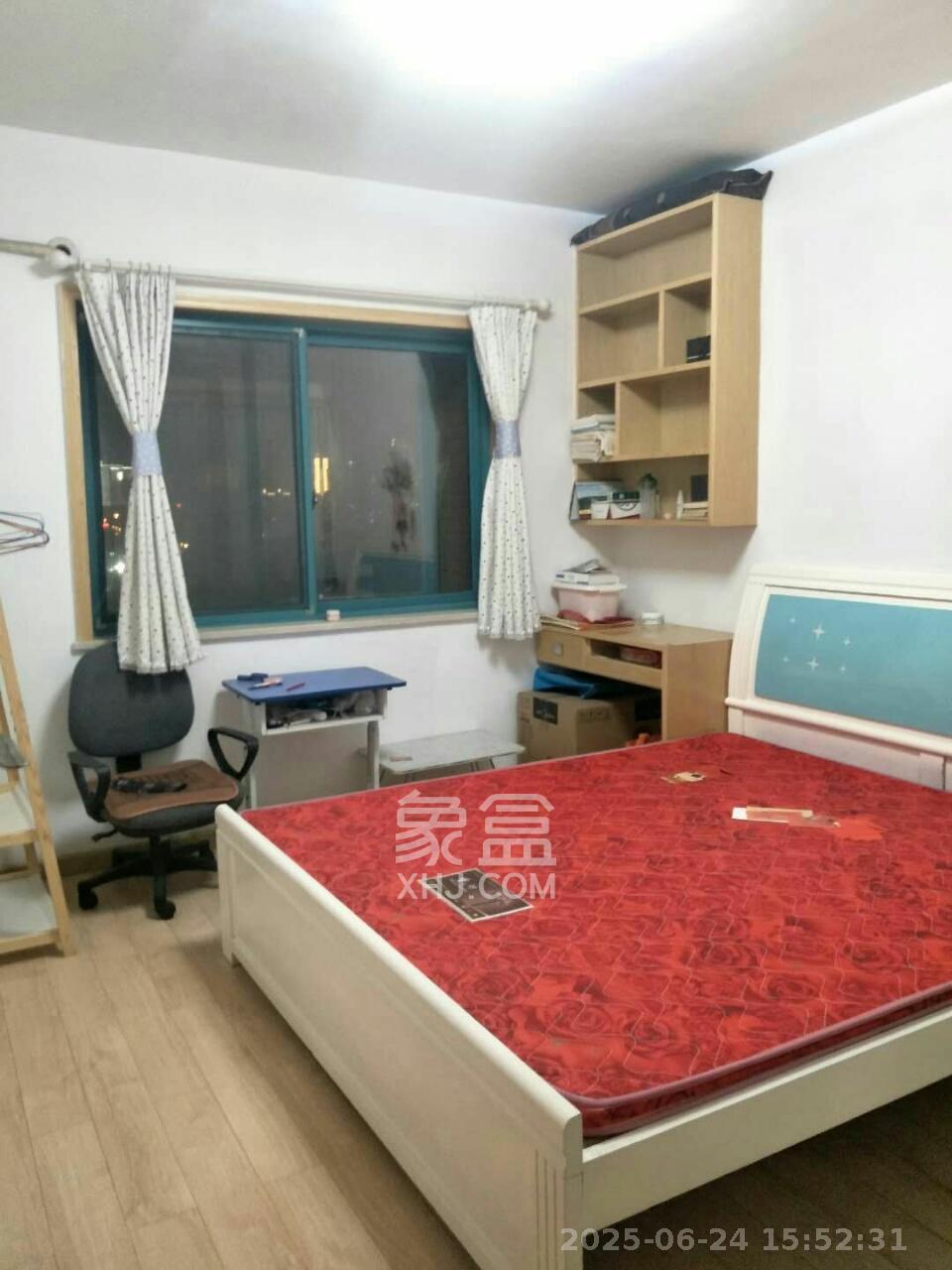 蝴蝶谷  3室2厅1卫   1800.00元/月室内图