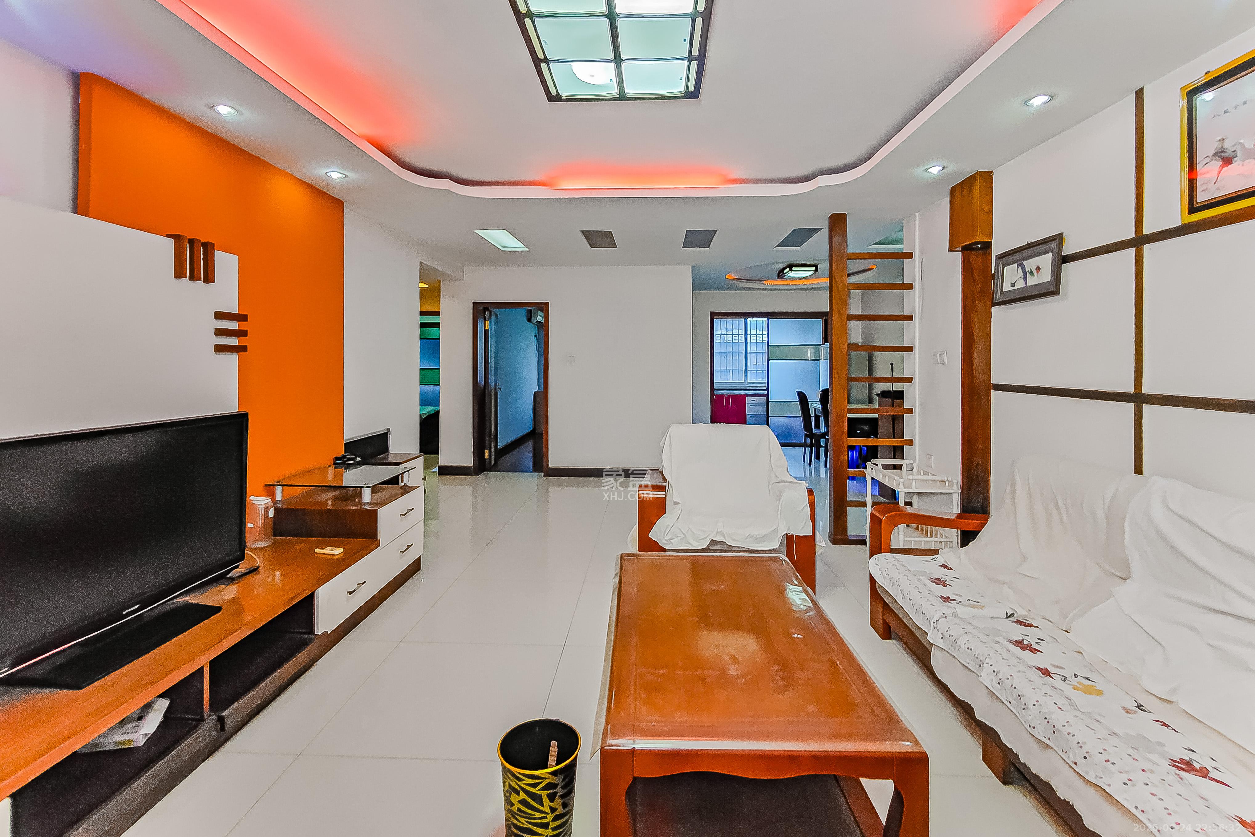 森宇佳园 3室2厅2卫 75.0万 森宇佳园 3室2厅2卫 75.0万客厅