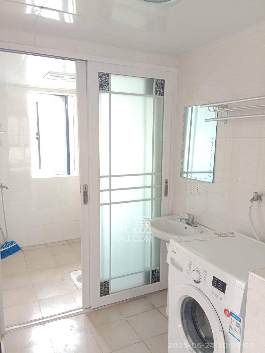长房时代城  3室2厅1卫   2900.00元/月室内图
