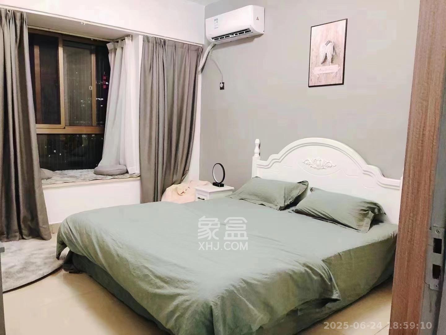 长宝1667  4室2厅2卫   6000.00元/月室内图