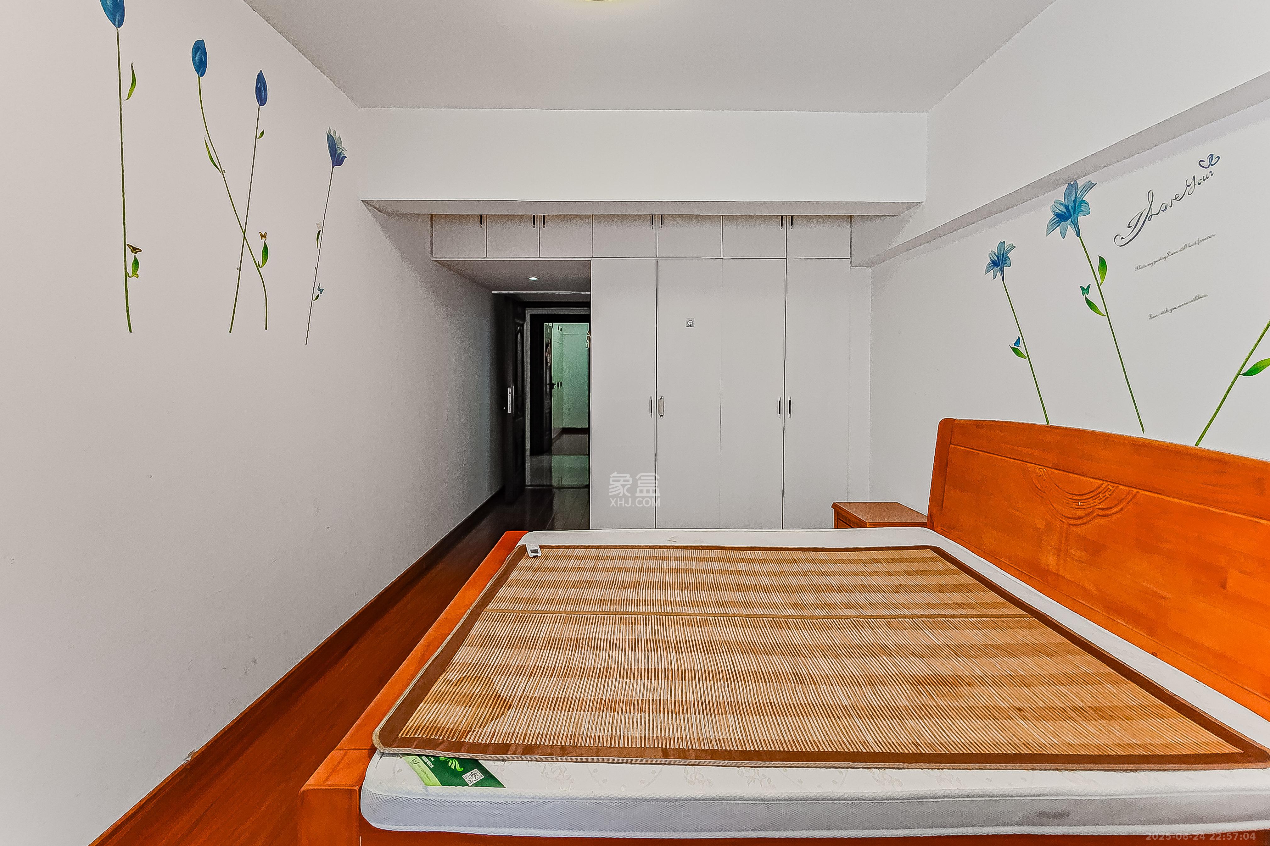 在水一方 2室1厅1卫 46.0万 在水一方 2室1厅1卫 46.0万卧室