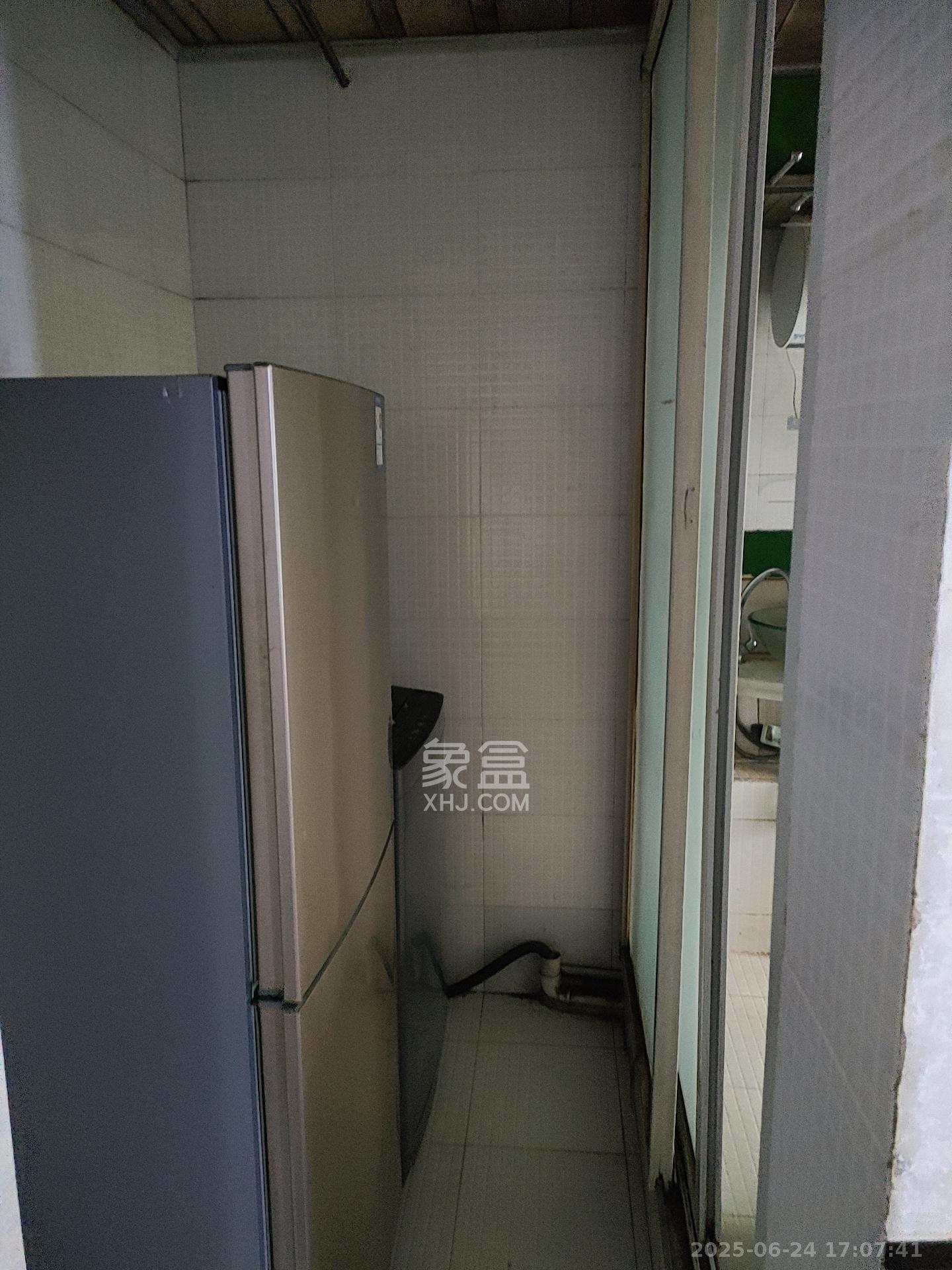 成达花园  2室1厅1卫   1400.00元/月