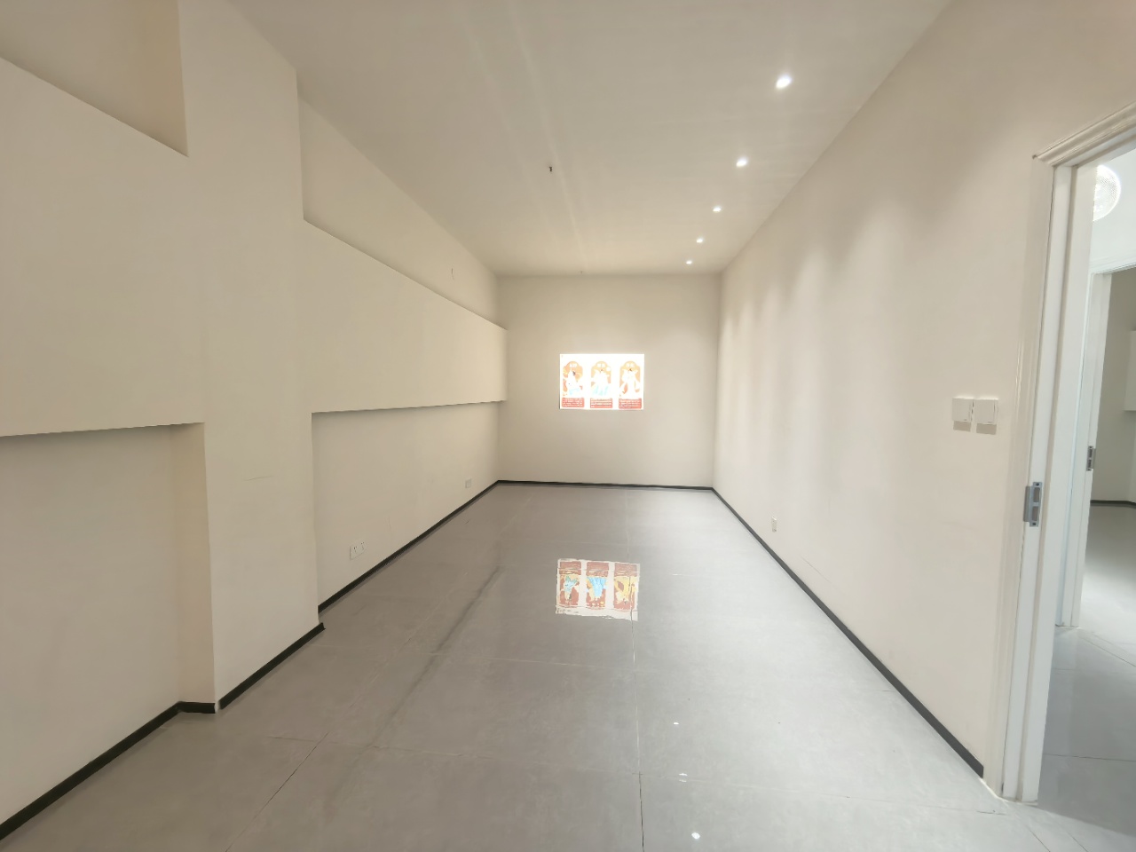 海域阳光(一二期) 3室2厅2卫 3800.0元/月 海域阳光(一二期) 3室2厅2卫 3800.0元/月室内图