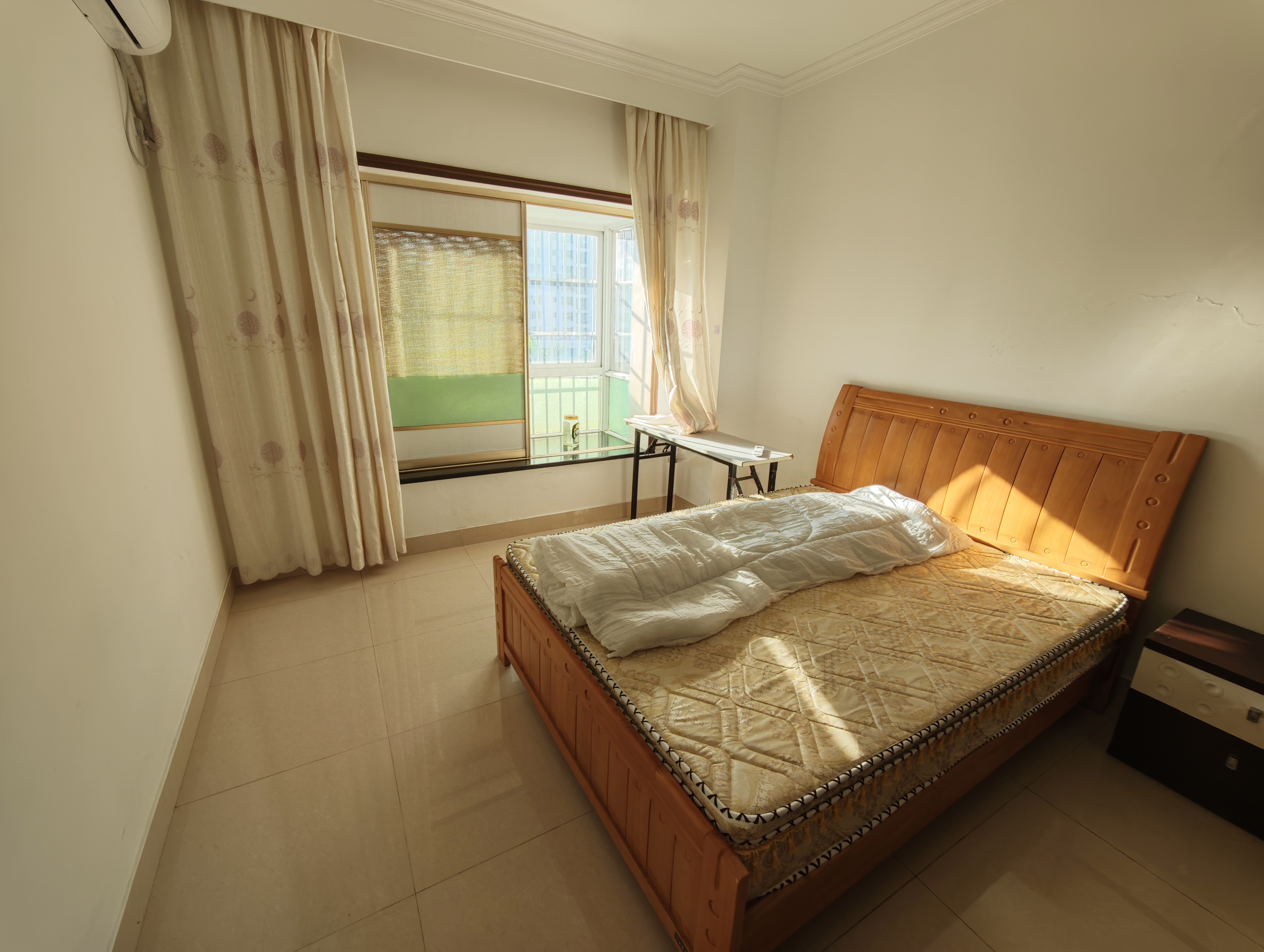 海市盛楼 3室2厅1卫 2600.0元/月 海市盛楼 3室2厅1卫 2600.0元/月室内图