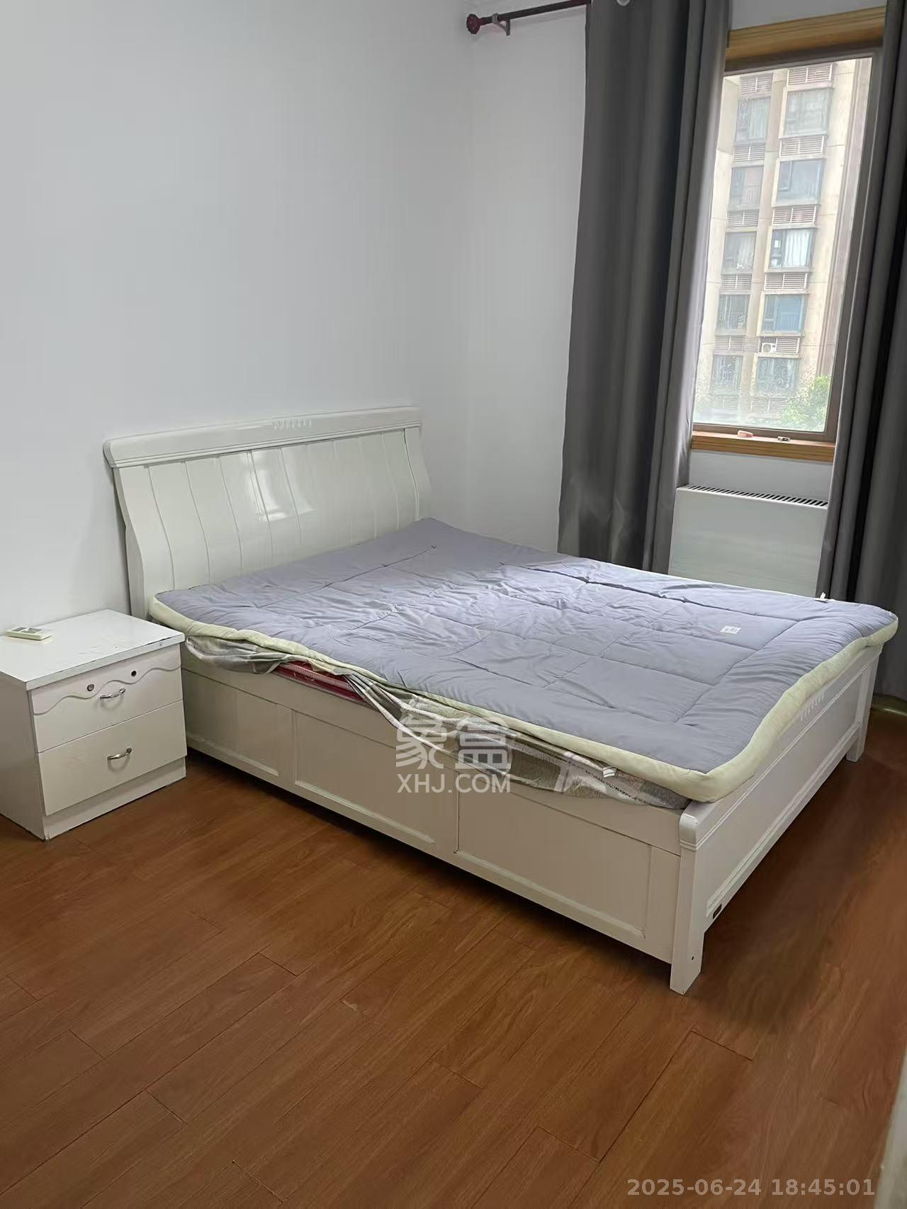 怡海星城  2室1厅1卫    1700.0元/月室内图