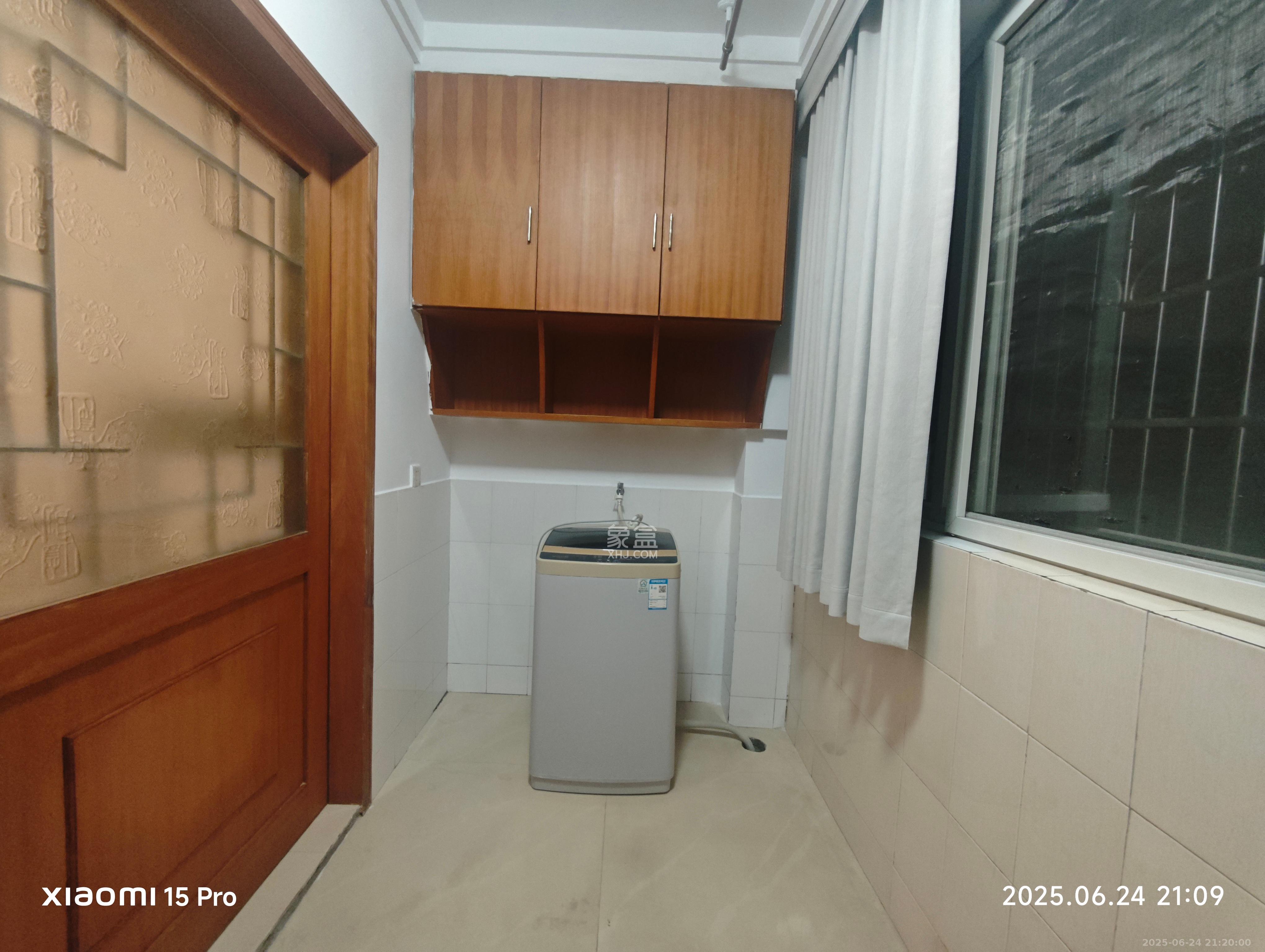 锦绣家园 3室2厅1卫 1900.0元/月 锦绣家园 3室2厅1卫 1900.0元/月室内图