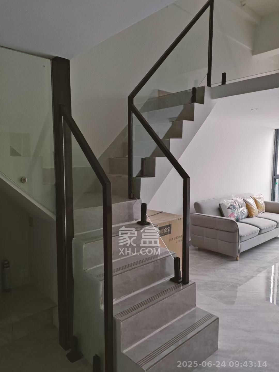 中国铁建梅溪青秀三期  2室1厅1卫    2000.0元/月室内图