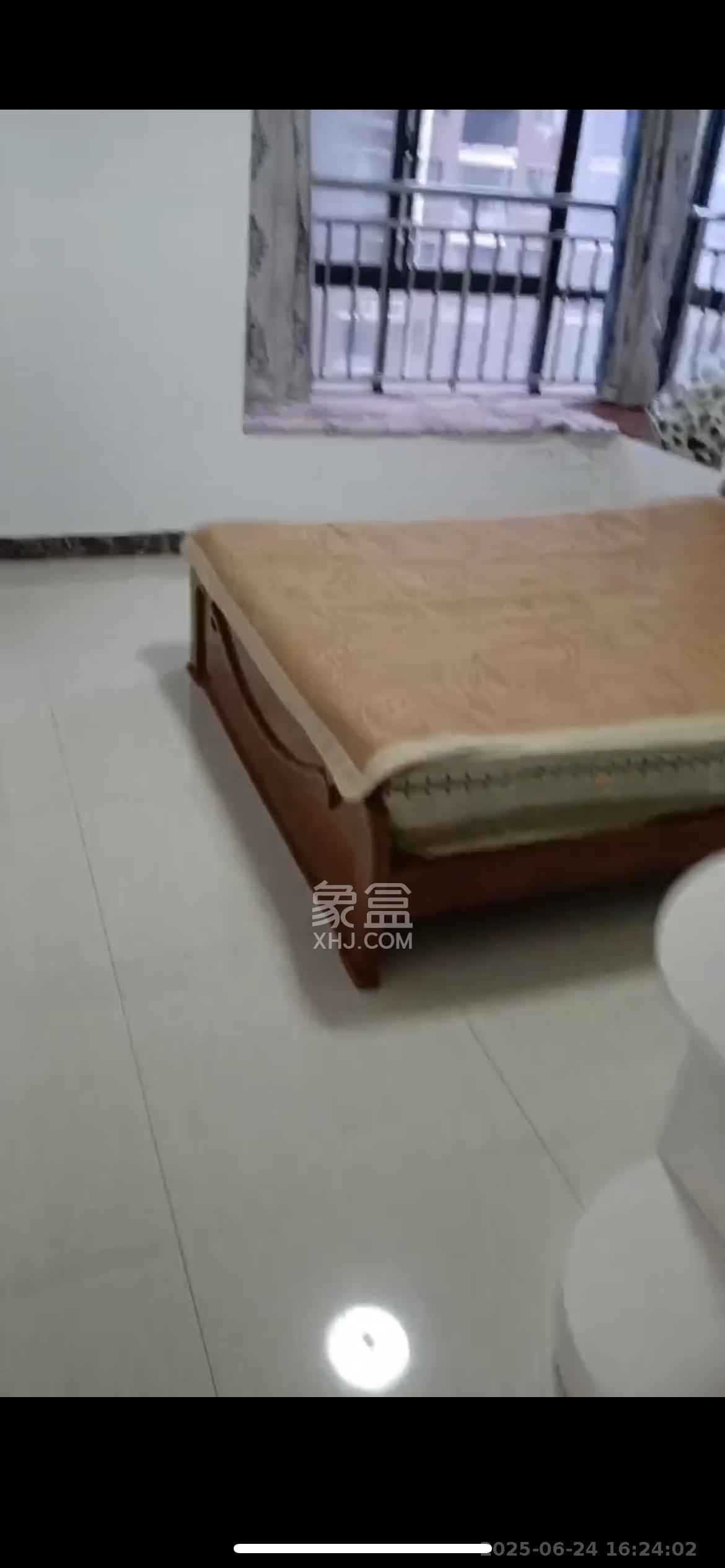 圆梦完美生活 3室2厅1卫 2000.0元/月 圆梦完美生活 3室2厅1卫 2000.0元/月室内图