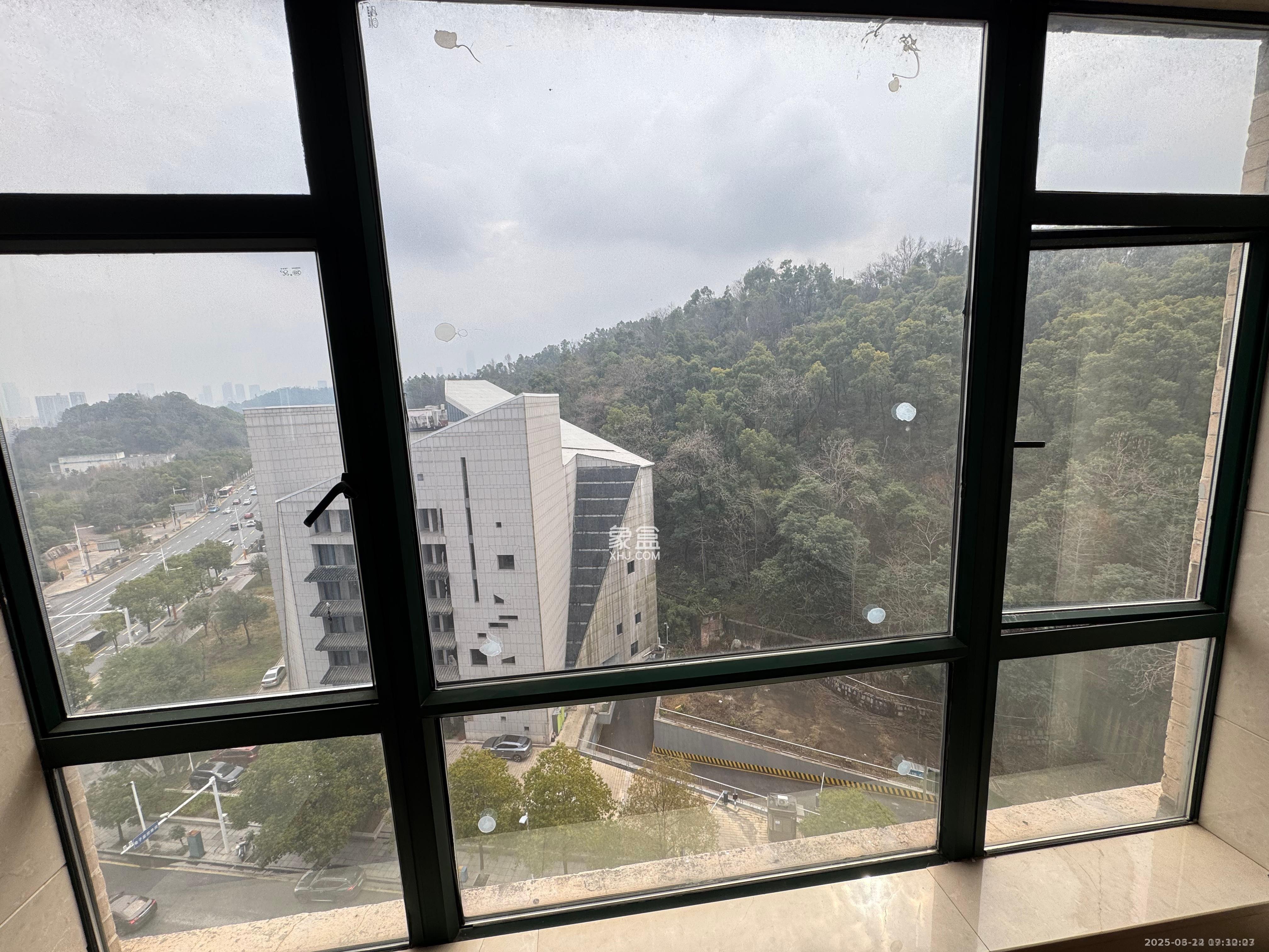 共和世家 10室0厅1卫 35000.0元/月 共和世家 10室0厅1卫 35000.0元/月室内图