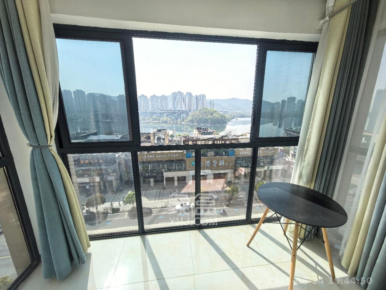 中建梅溪湖中心  2室2厅1卫   3300.00元/月室内图