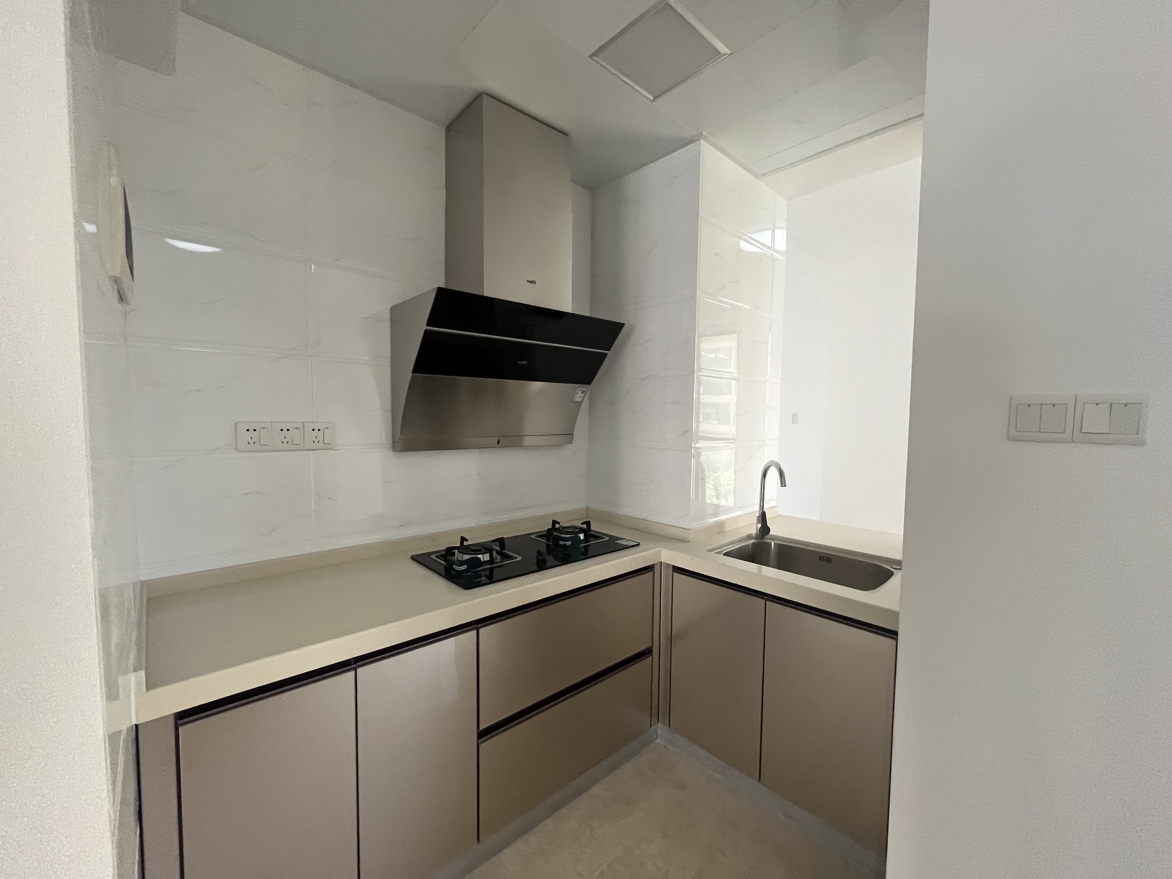 晨晖帝景 2室2厅2卫 115.0万 晨晖帝景 2室2厅2卫 115.0万户型图