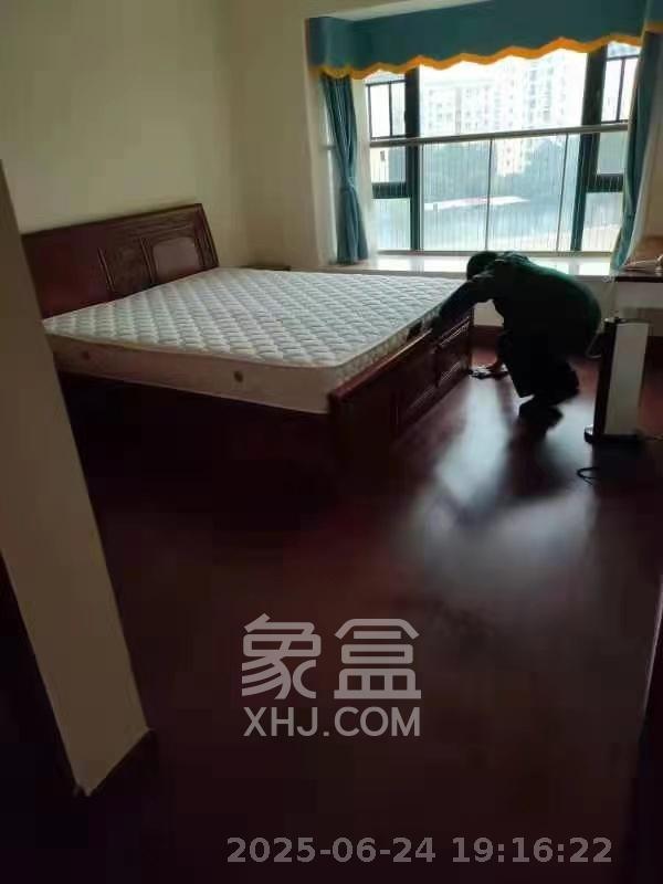 恒大雅苑 3室2厅2卫 3500.0元/月 恒大雅苑 3室2厅2卫 3500.0元/月室内图