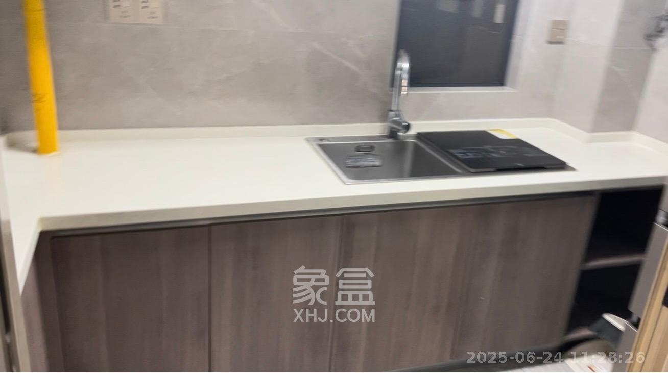 梦想枫林湾  3室2厅2卫   3800.00元/月室内图