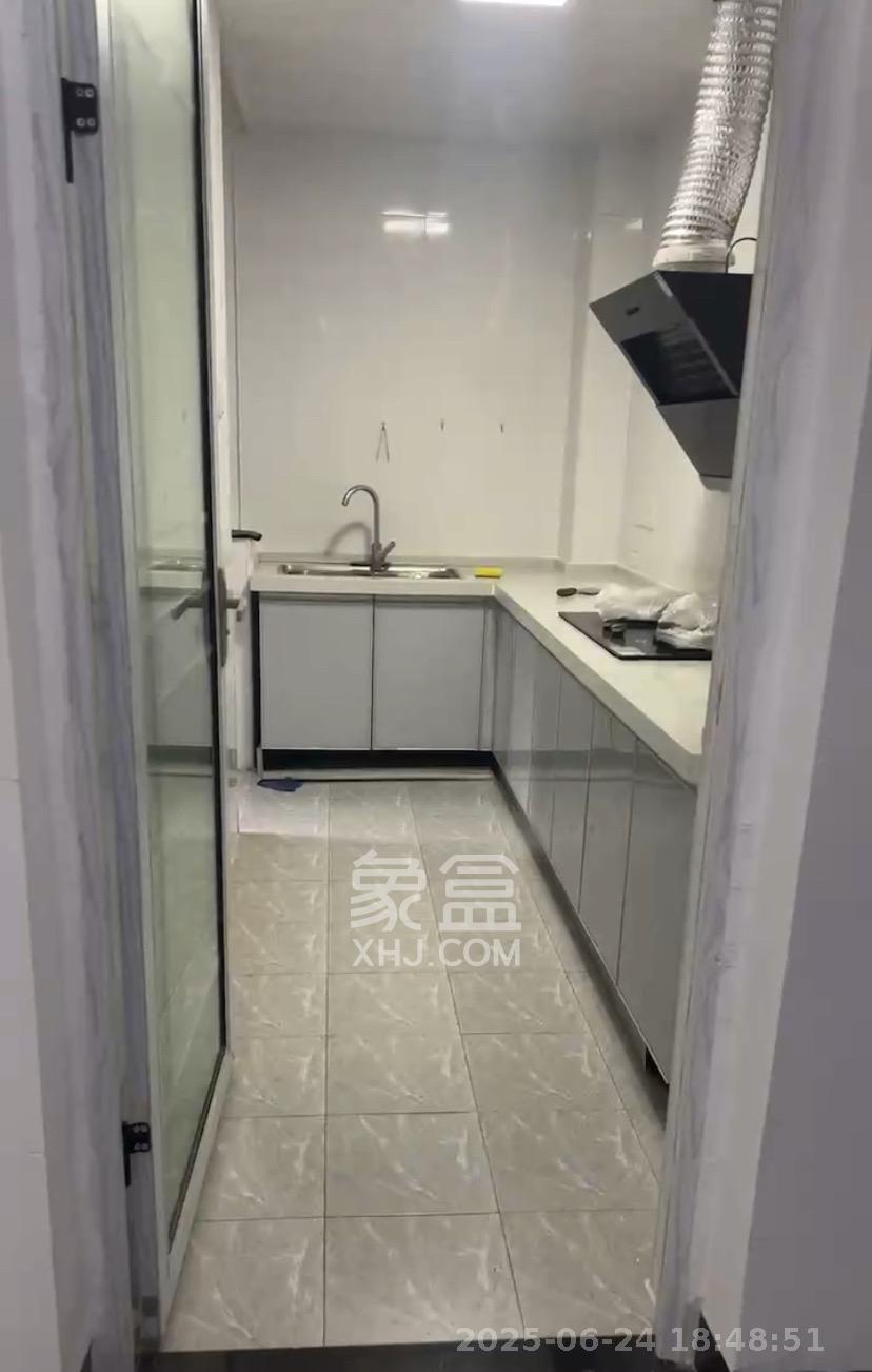 五矿万境水岸一期(万境水岸嘉苑)  3室2厅1卫    2200.0元/月 五矿万境水岸一期(万境水岸嘉苑)  3室2厅1卫    2200.0元/月室内图