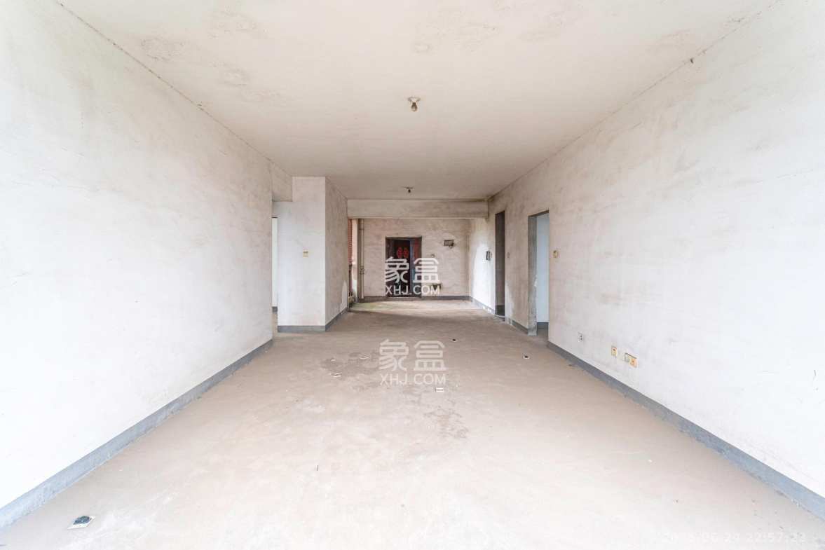 淞雅苑 3室2厅2卫 70.0万 淞雅苑 3室2厅2卫 70.0万客厅