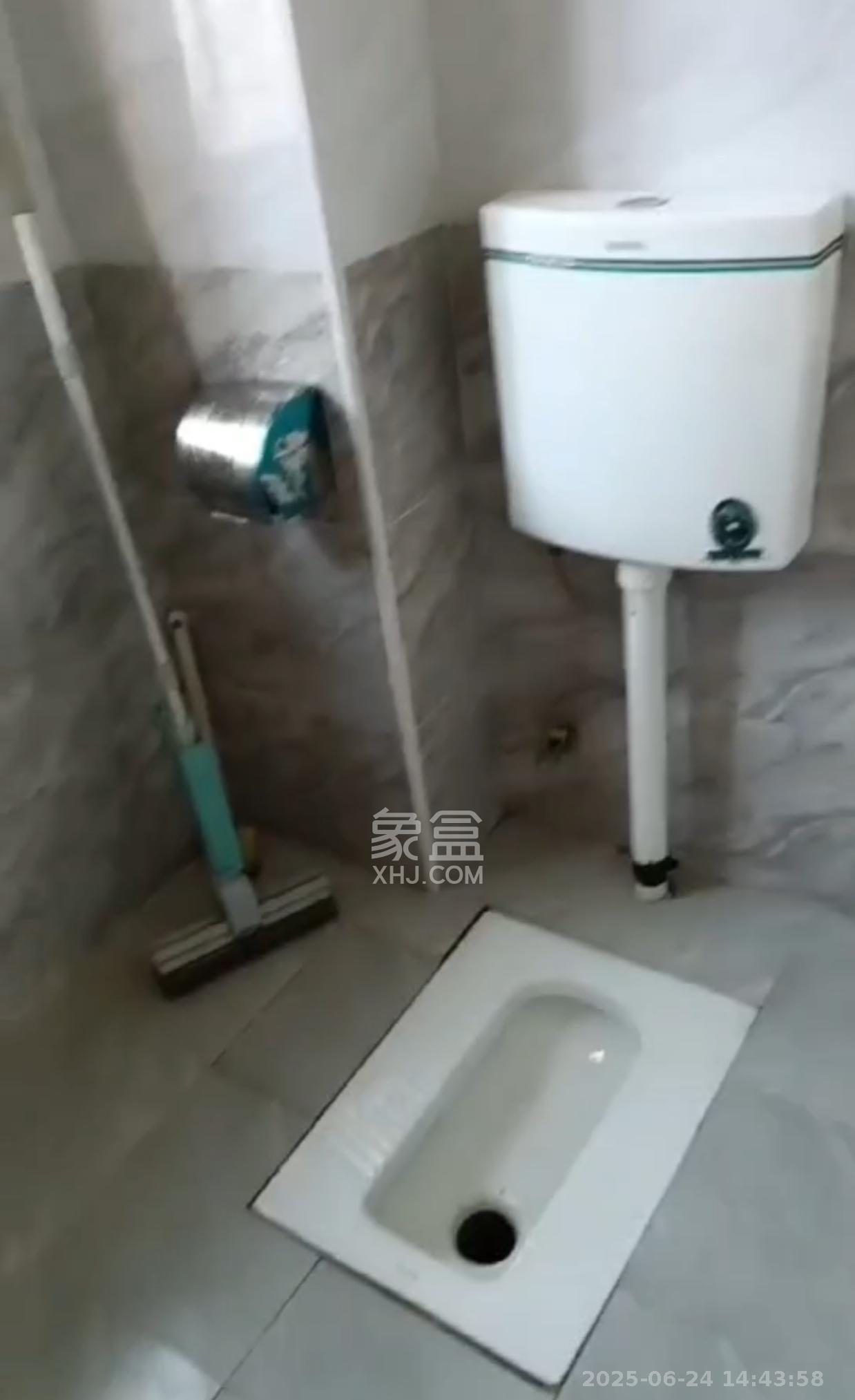 星城新宇川河苑 1室2厅1卫 2100.0元/月 星城新宇川河苑 1室2厅1卫 2100.0元/月室内图