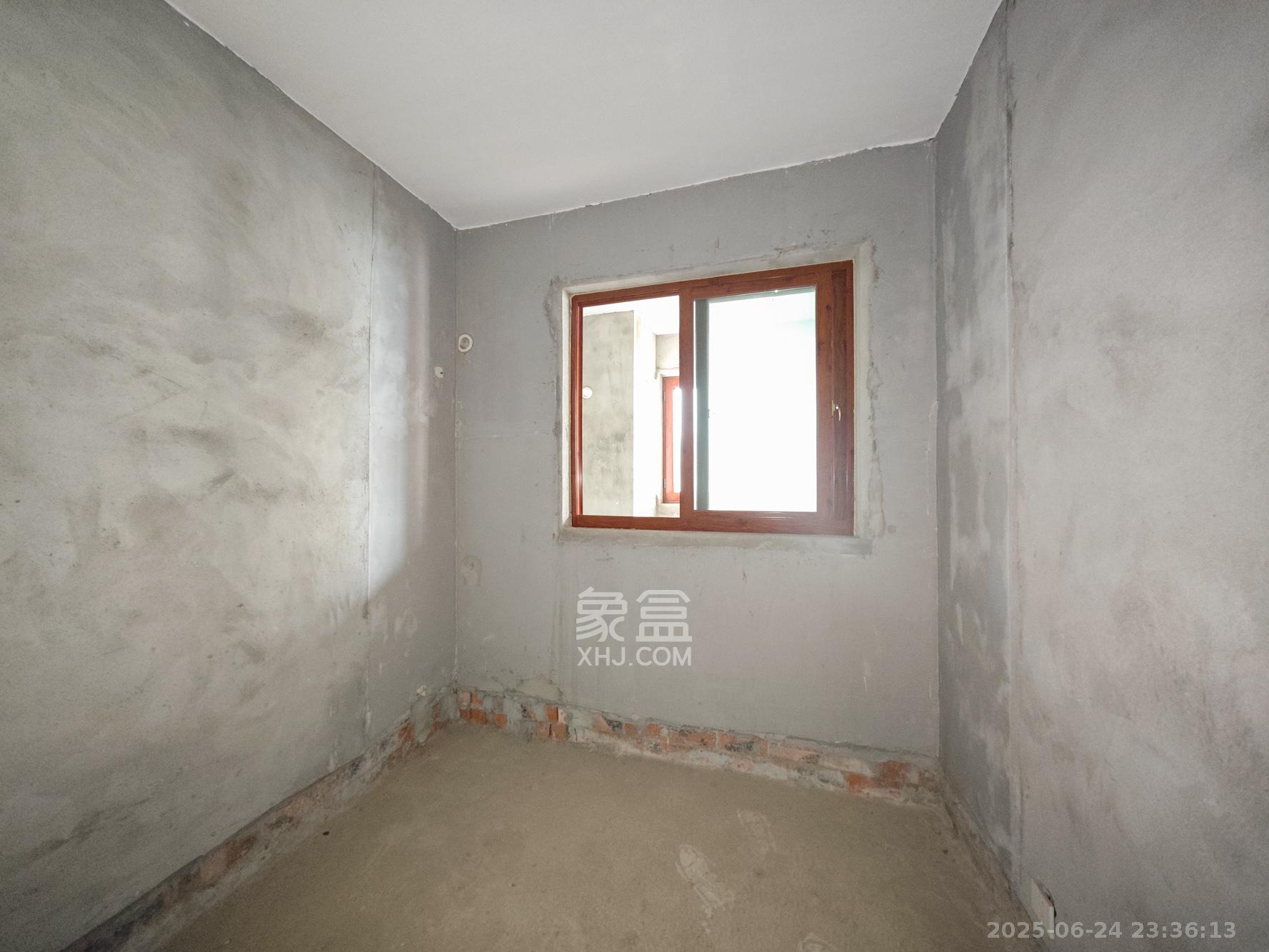 湘核新家园 3室1厅2卫 85.0万 湘核新家园 3室1厅2卫 85.0万其他