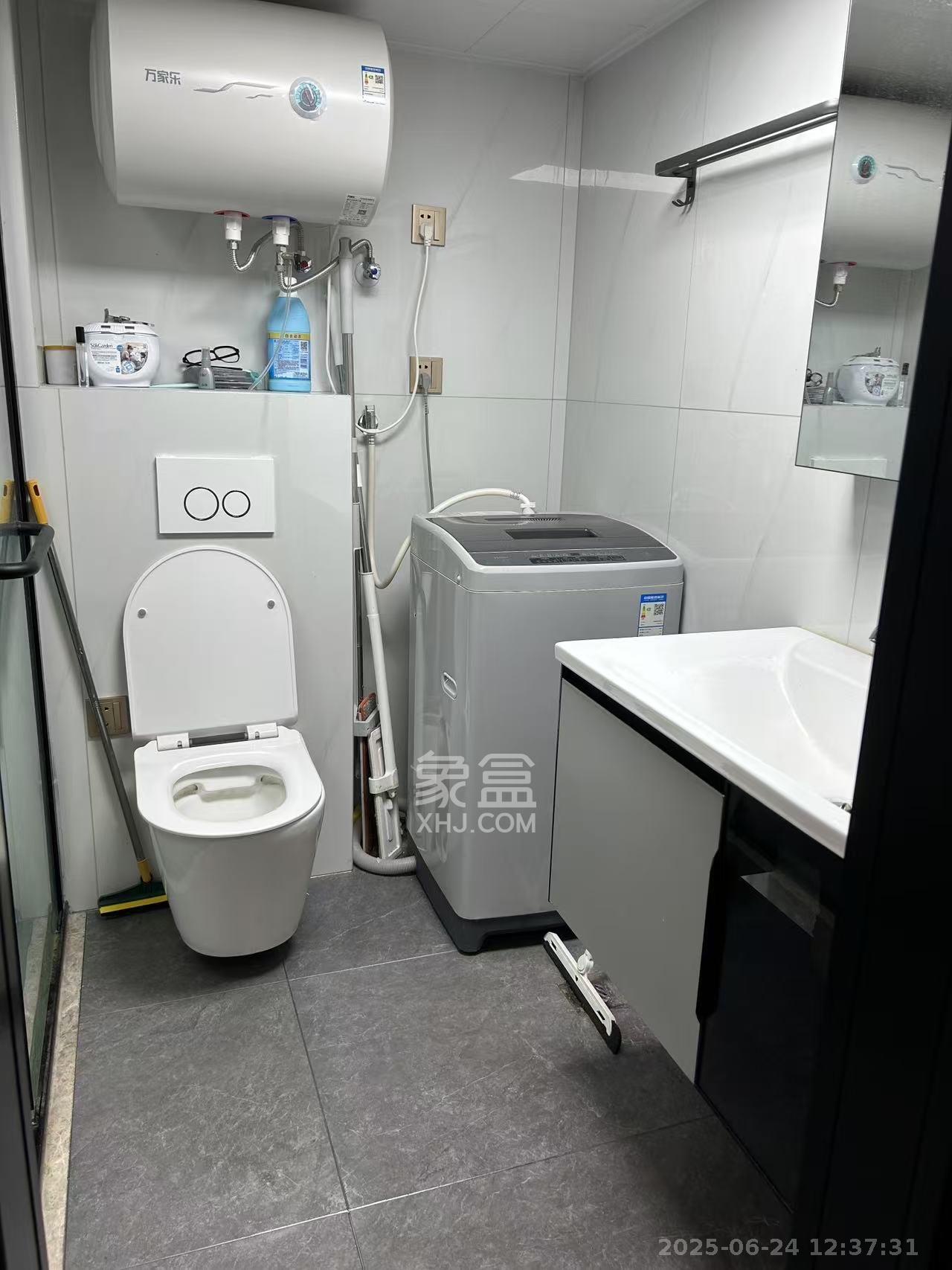 梅溪湖金茂湾  1室1厅1卫   2200.00元/月室内图