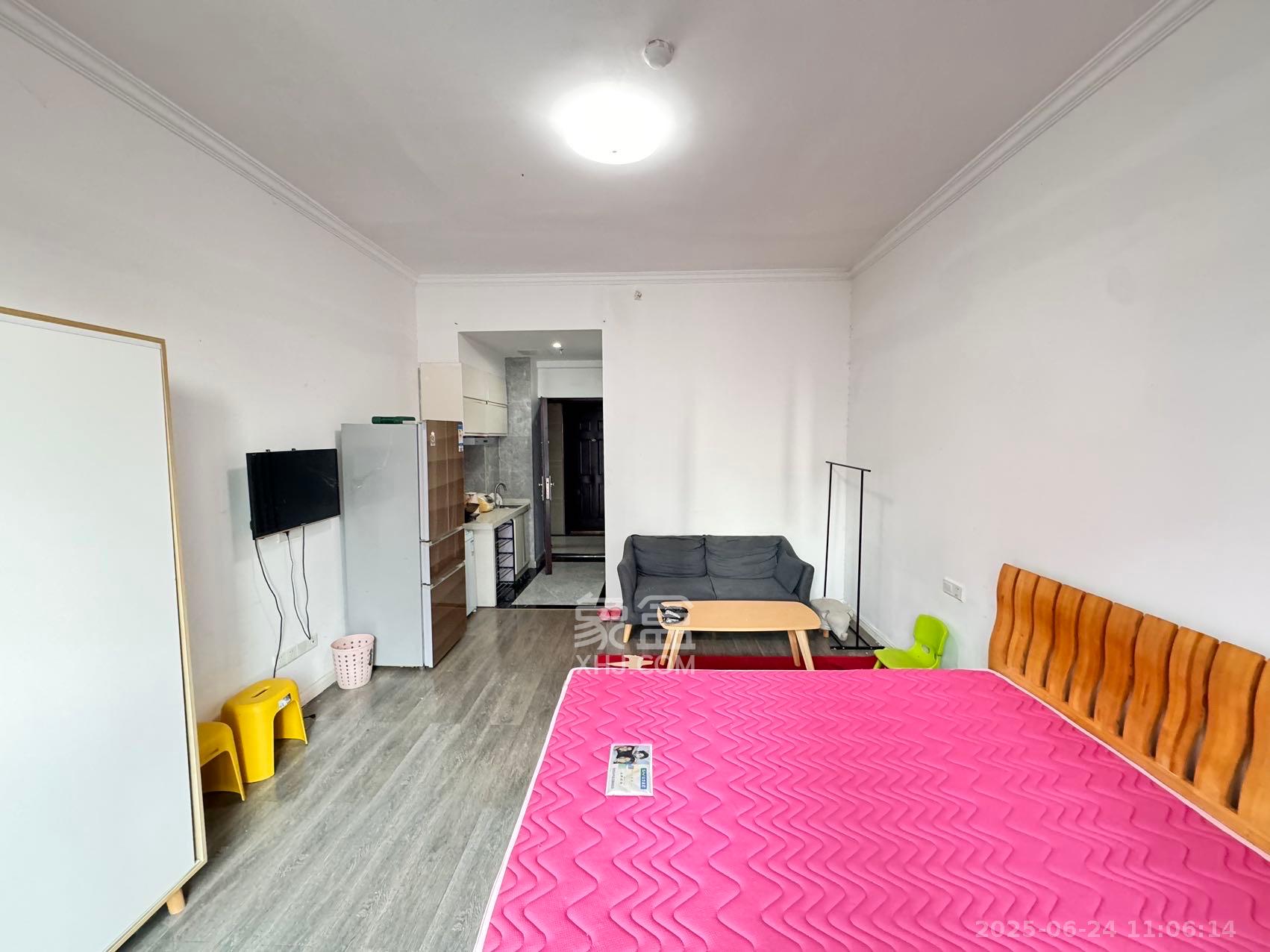 梅溪鑫苑名家 1室1厅1卫 1400.0元/月 梅溪鑫苑名家 1室1厅1卫 1400.0元/月室内图