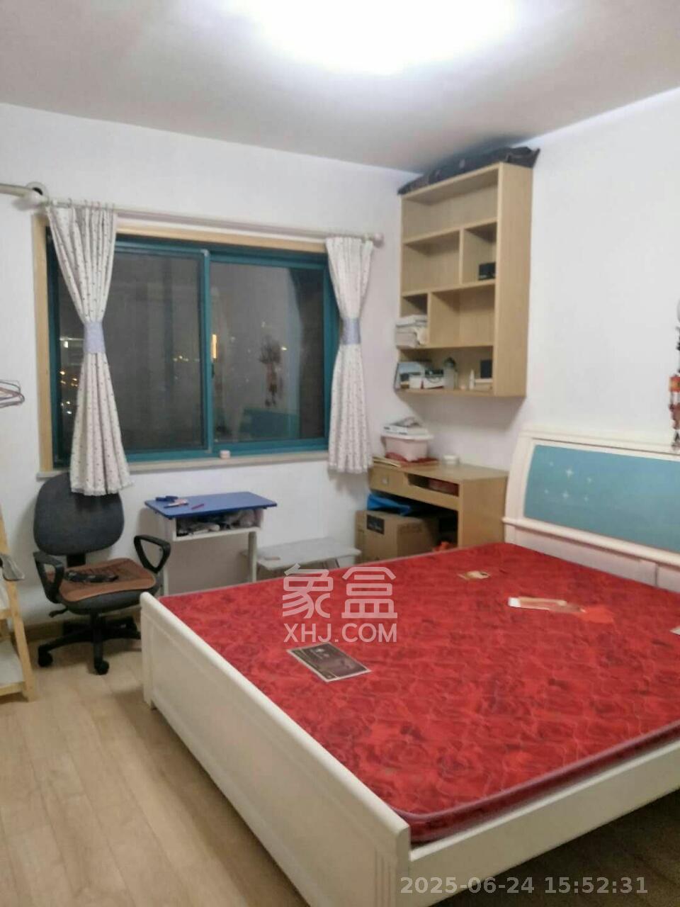 蝴蝶谷  3室2厅1卫   1800.00元/月室内图
