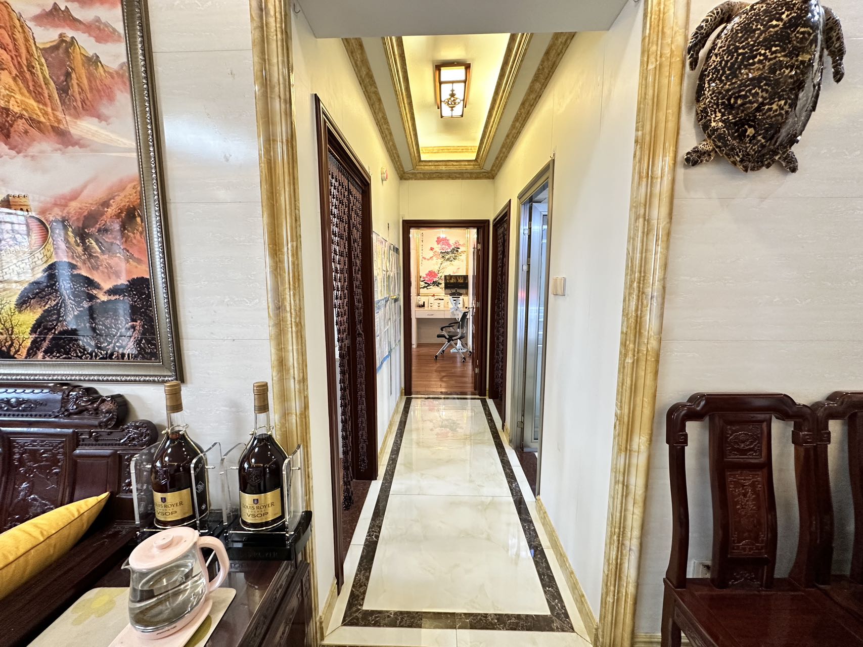 紫园D区 4室2厅2卫 335.0万 紫园D区 4室2厅2卫 335.0万室内图