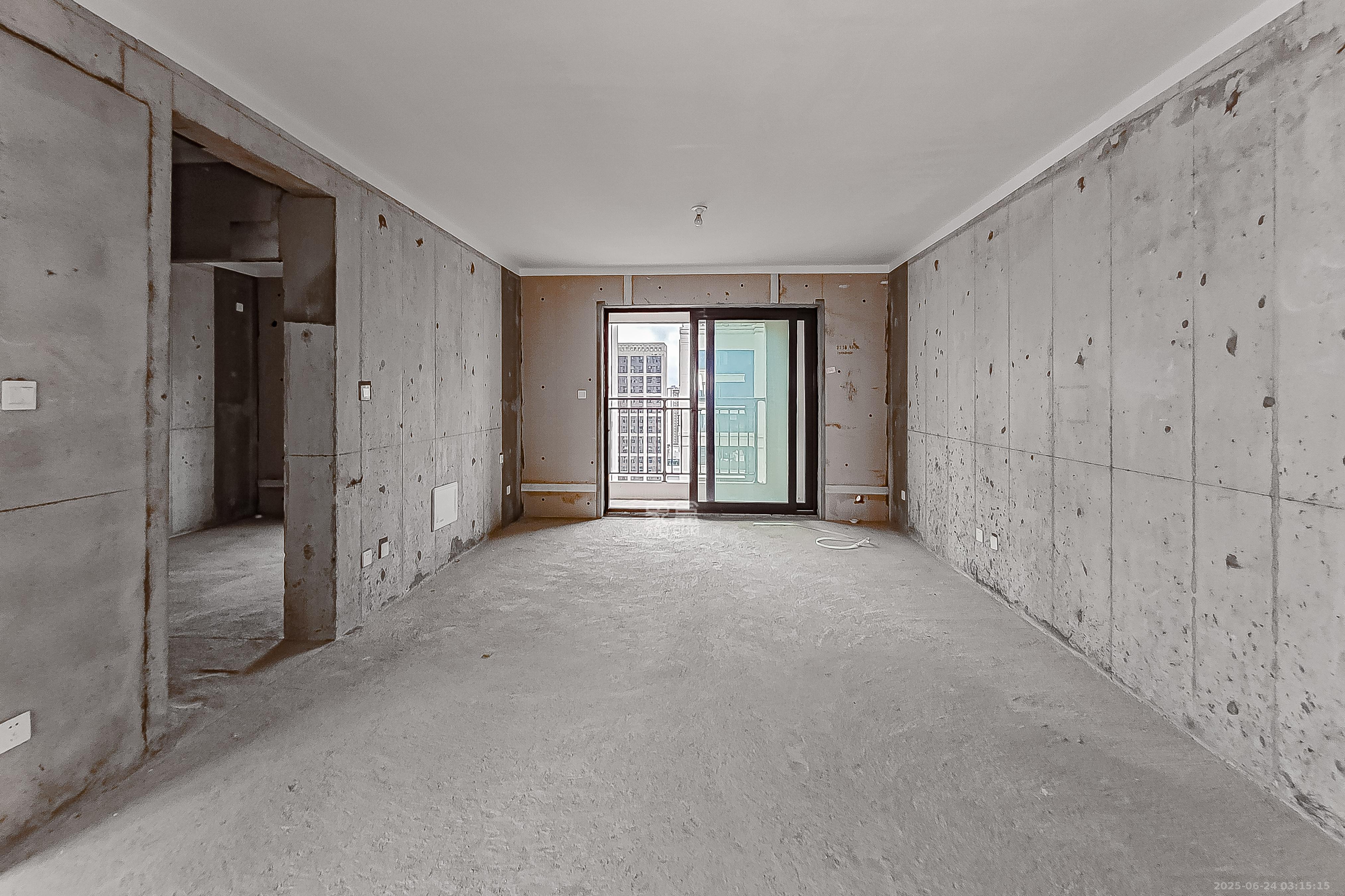 旭辉美的东樾城 4室2厅2卫 102.8万 旭辉美的东樾城 4室2厅2卫 102.8万客厅