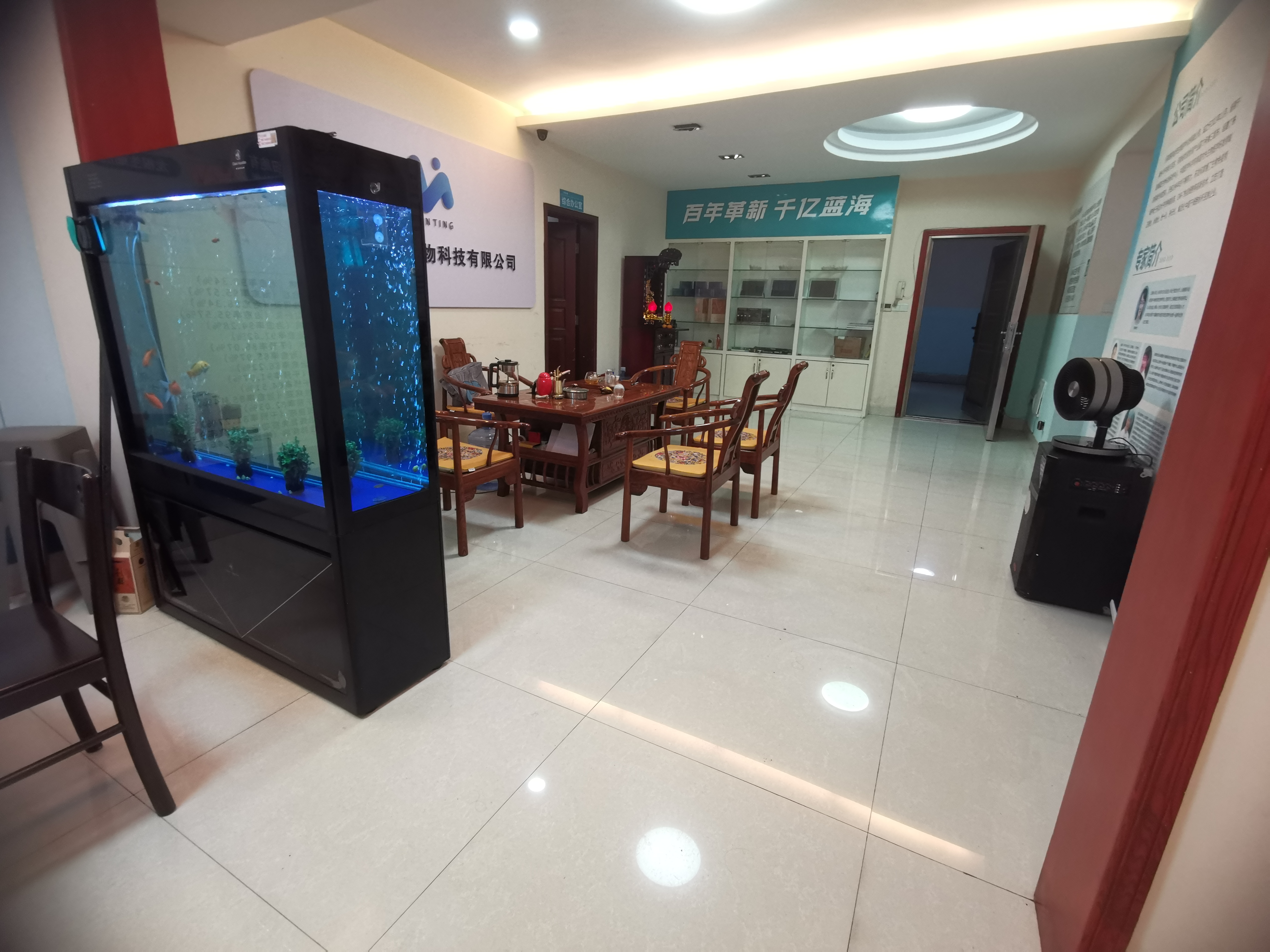凯旋豪庭  3室2厅2卫   3000.00元/月室内图