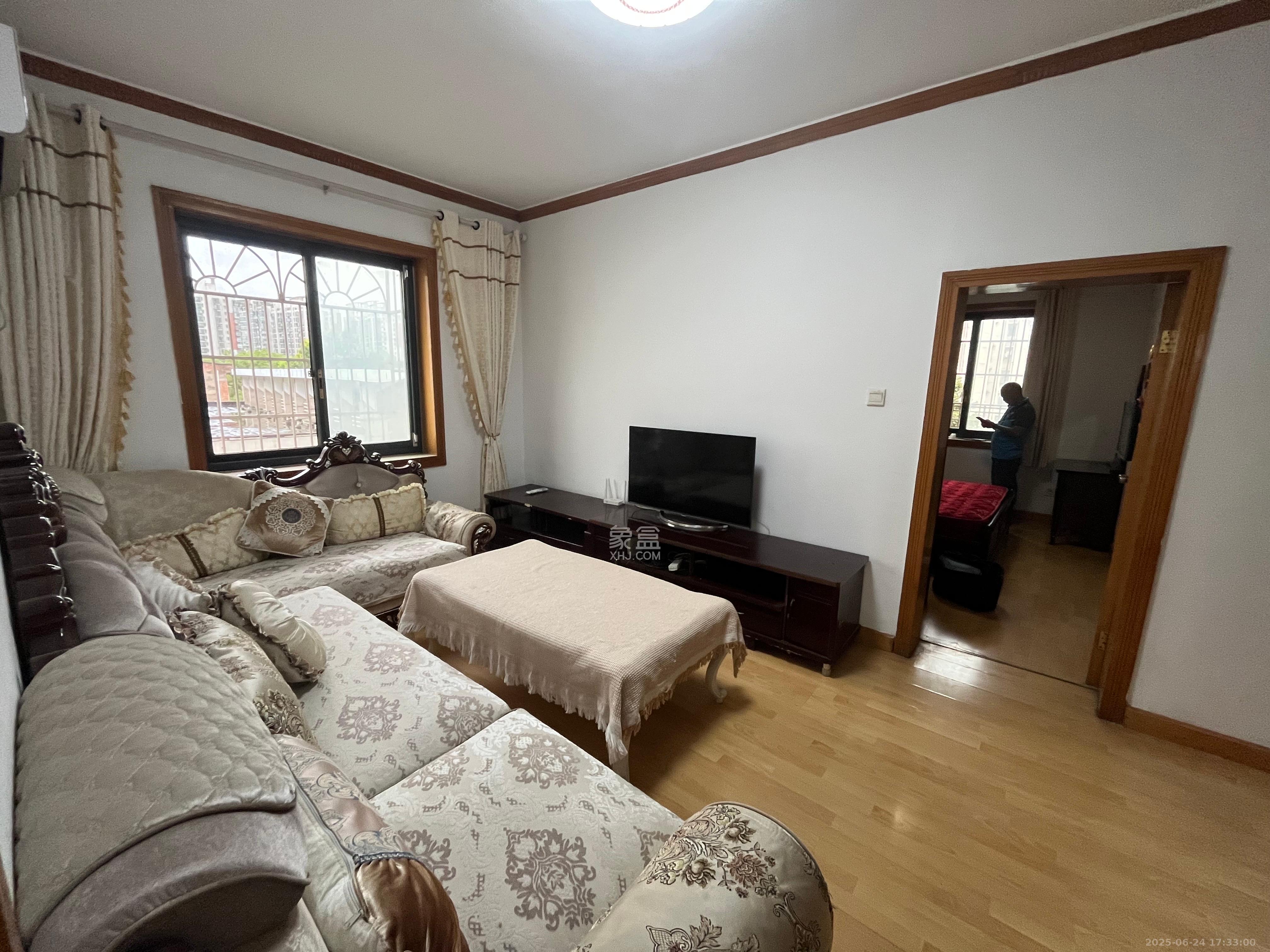 省烟曹家坡宿舍 2室2厅1卫 1700.0元/月 省烟曹家坡宿舍 2室2厅1卫 1700.0元/月室内图