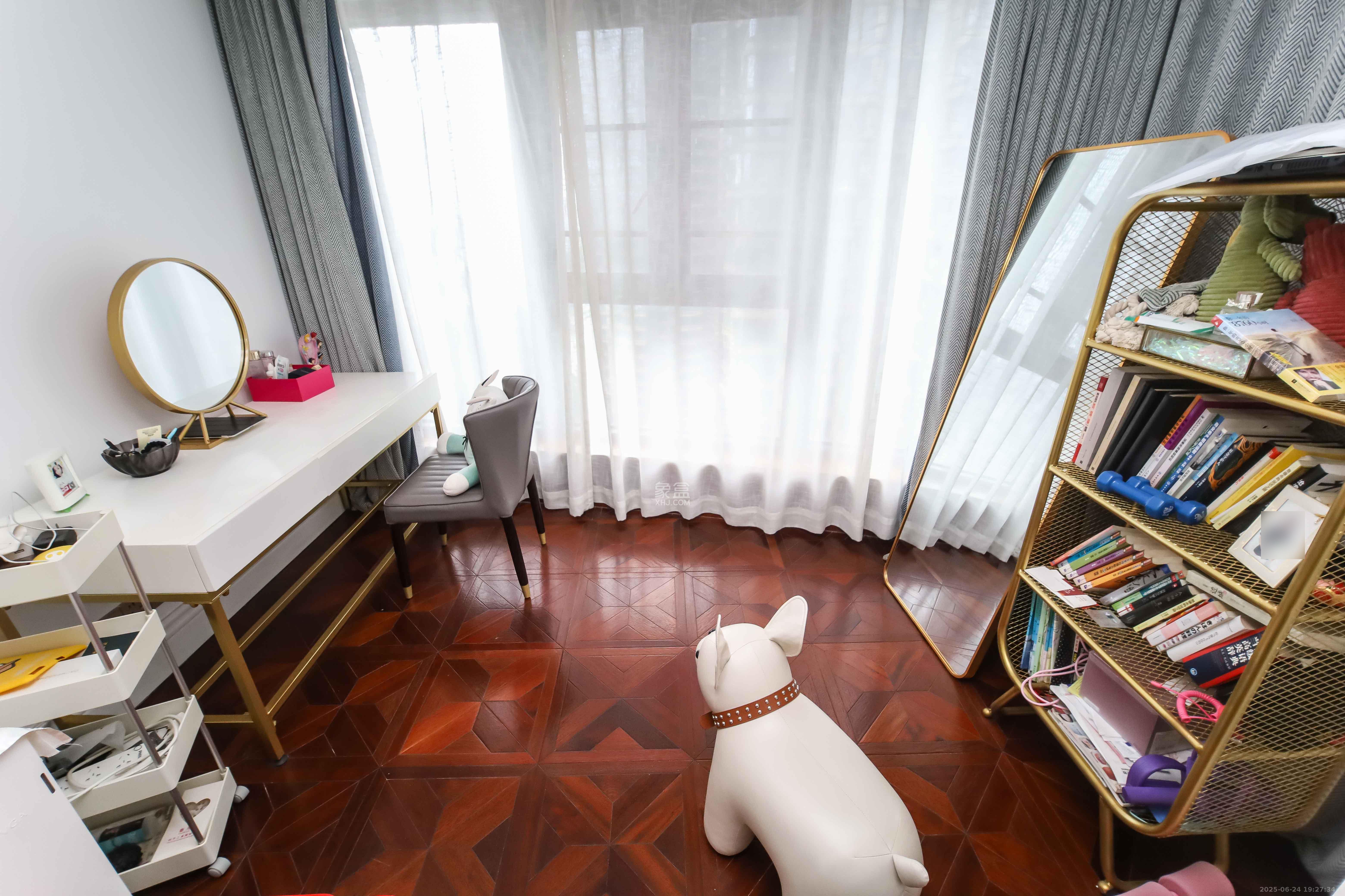 红橡华园(菲莎公馆)  2室2厅1卫    160.0万 红橡华园(菲莎公馆)  2室2厅1卫    160.0万阳台