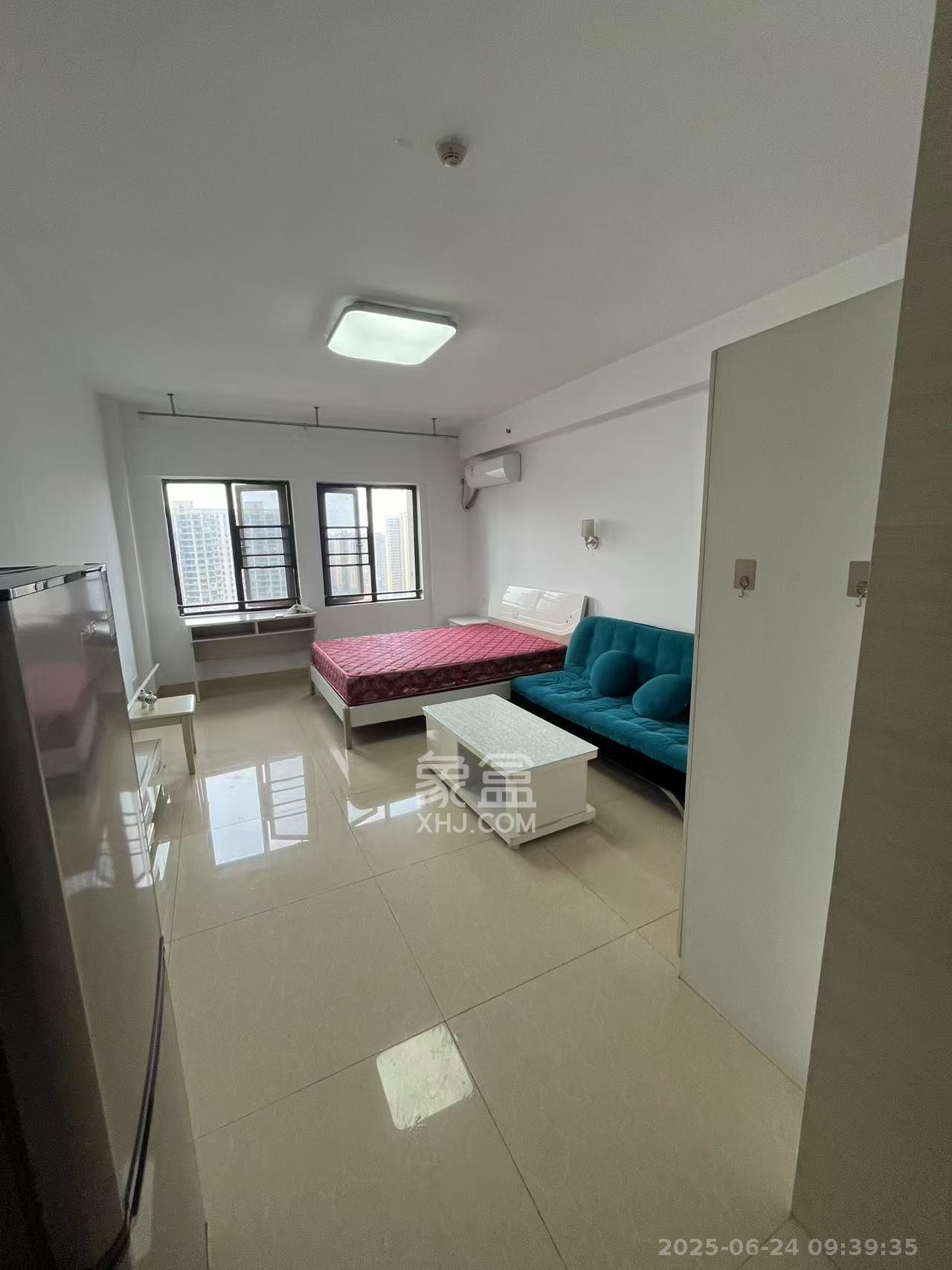 钰龙天下二期(钰龙佳园)  1室1厅1卫    1200.0元/月 钰龙天下二期(钰龙佳园)  1室1厅1卫    1200.0元/月