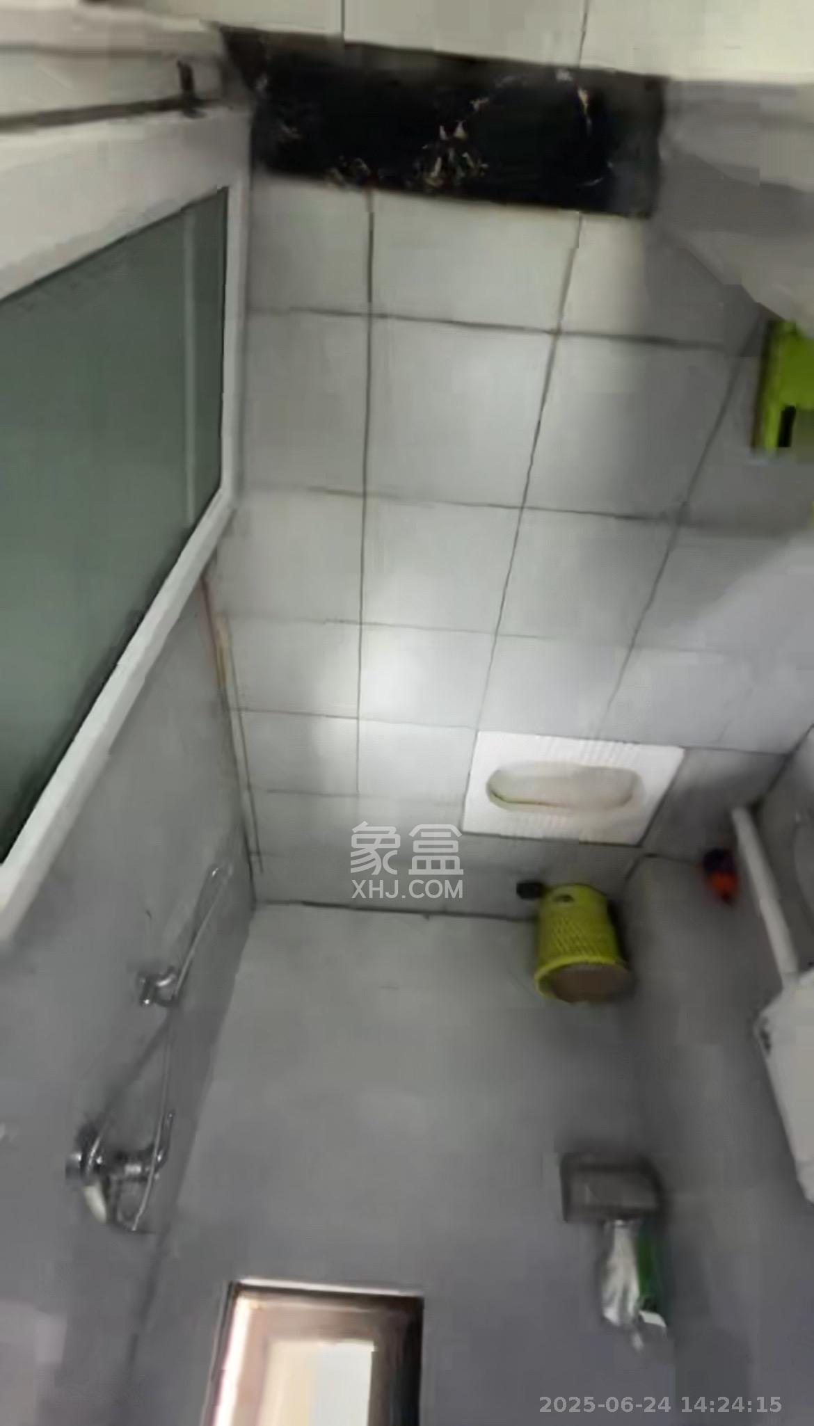 融创融公馆(融创臻苑)  3室2厅1卫    2300.0元/月 融创融公馆(融创臻苑)  3室2厅1卫    2300.0元/月室内图