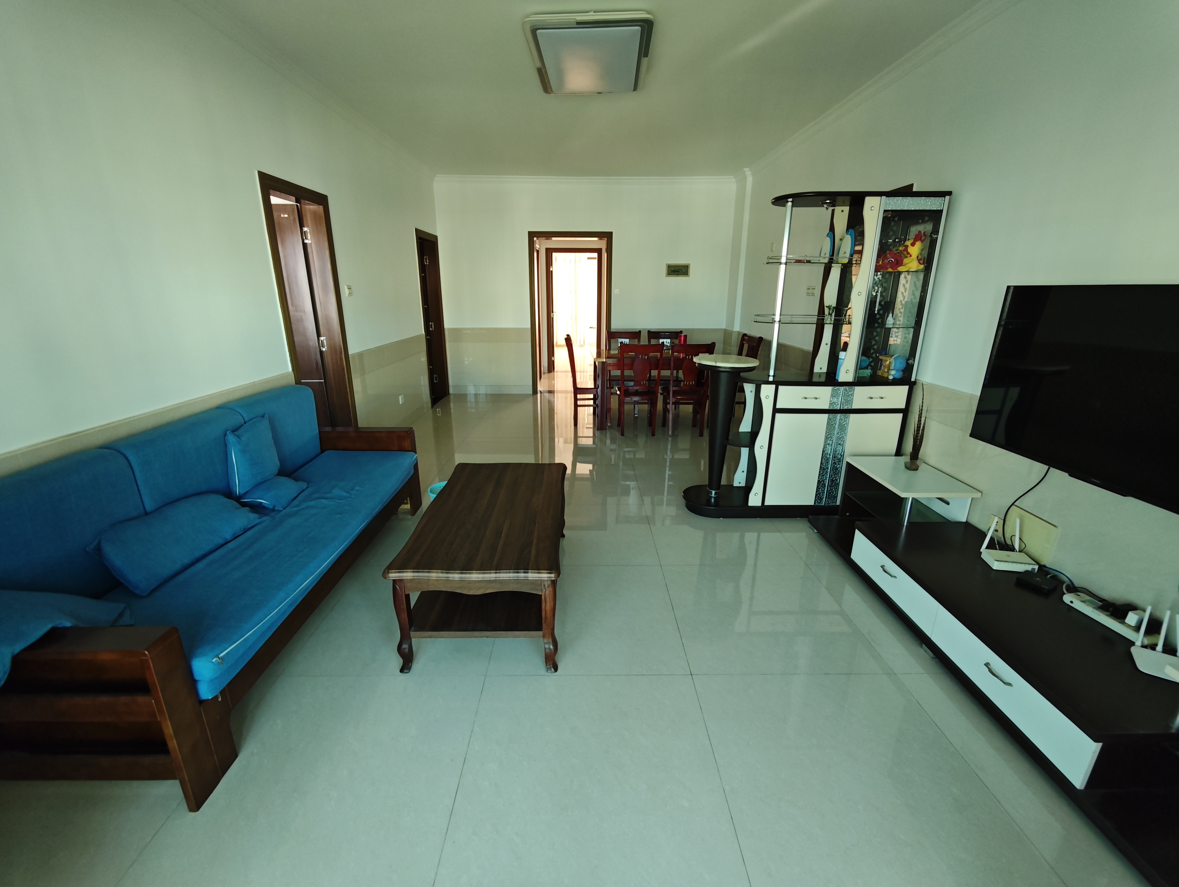 海市盛楼 3室2厅1卫 2600.0元/月 海市盛楼 3室2厅1卫 2600.0元/月室内图