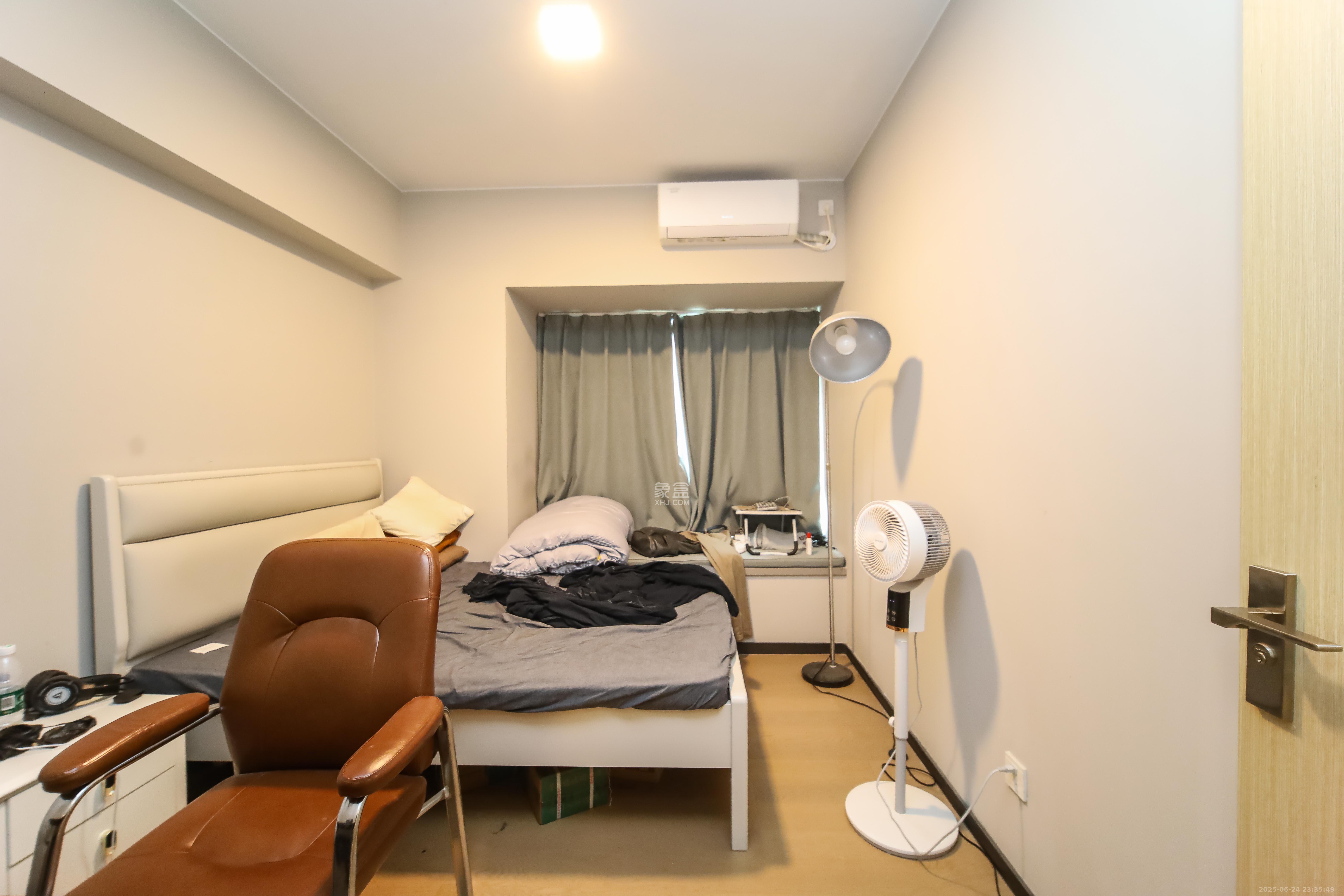 时代印记(长沙时代印记花园)  3室2厅2卫    128.0万 时代印记(长沙时代印记花园)  3室2厅2卫    128.0万卧室