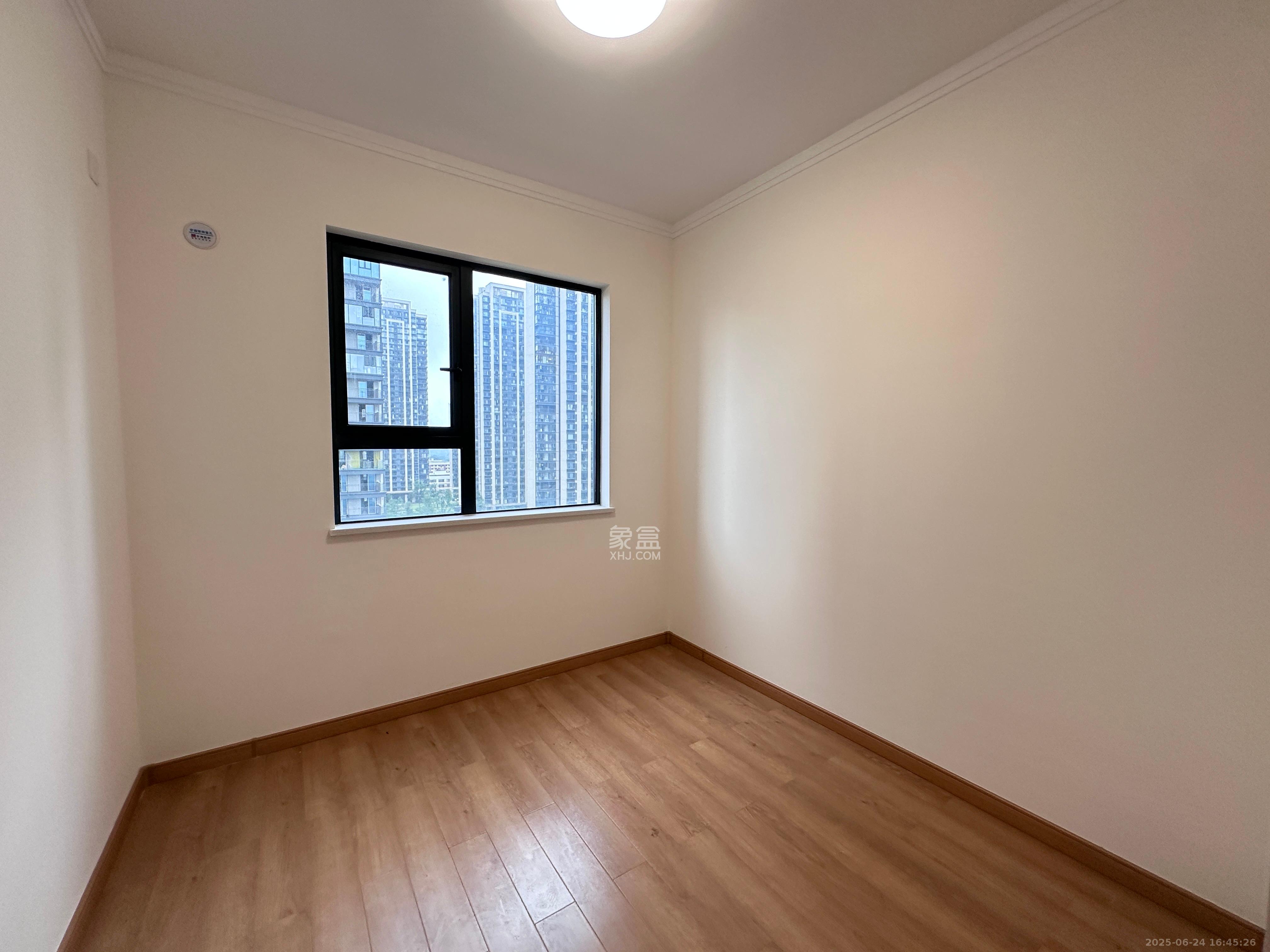 中建嘉和城凤凰台(中建瑞兴家园) 1室0厅0卫 2500.0元/月 中建嘉和城凤凰台(中建瑞兴家园) 1室0厅0卫 2500.0元/月室内图