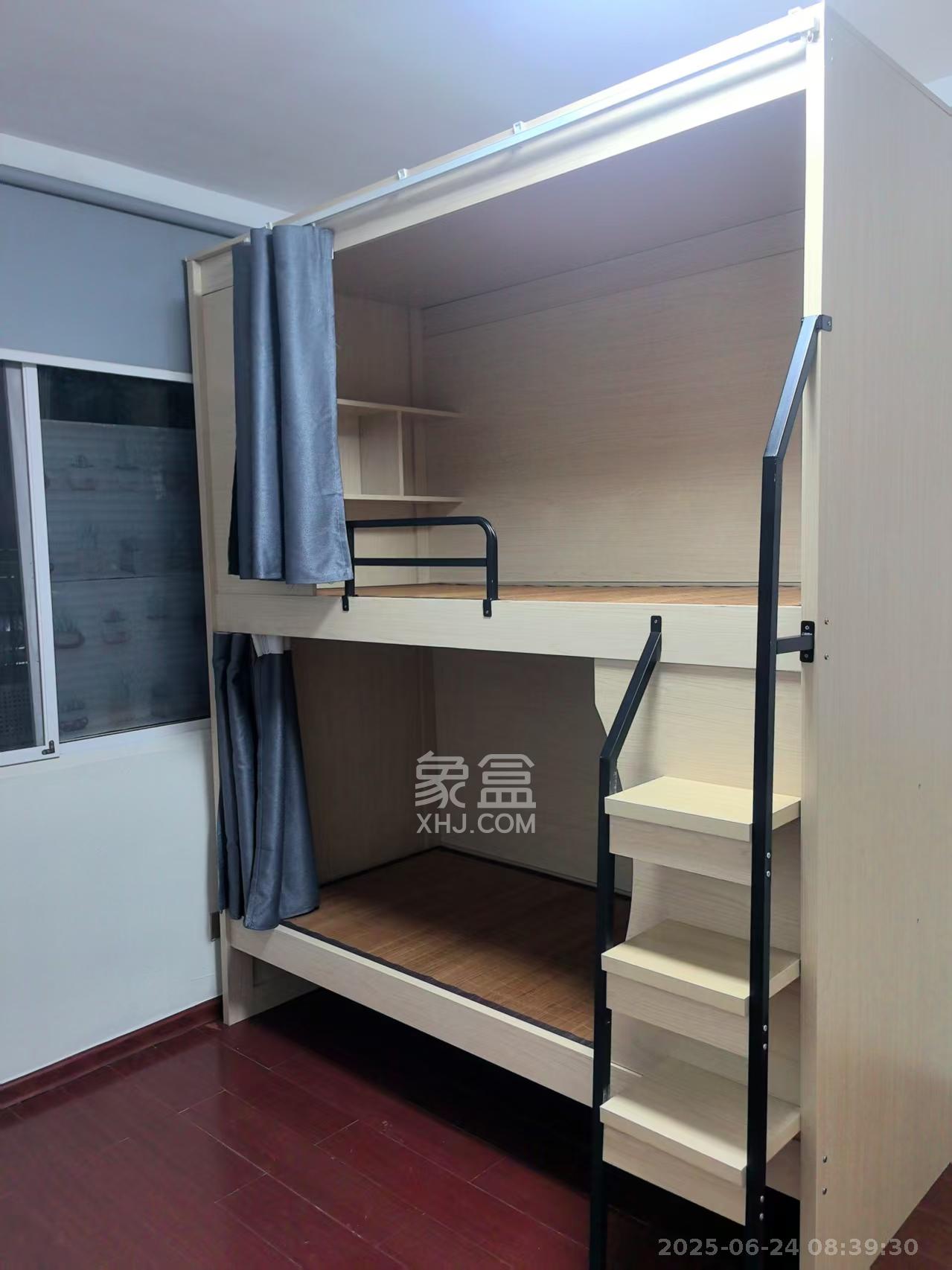 雅礼中学宿舍楼  3室1厅1卫    4900.0元/月室内图