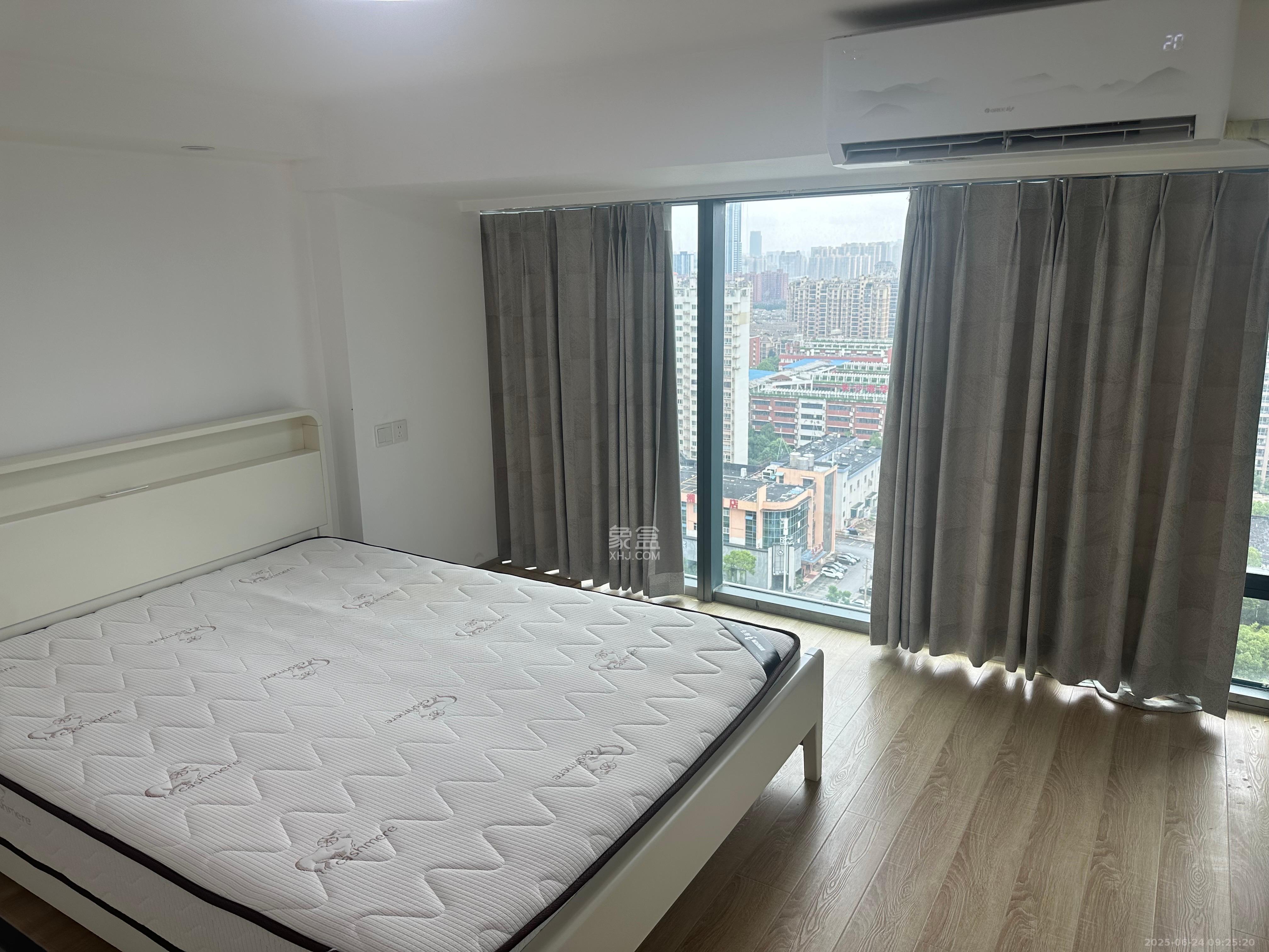 京武浪琴山三期(京武中心)  1室0厅0卫    2800.0元/月 京武浪琴山三期(京武中心)  1室0厅0卫    2800.0元/月室内图