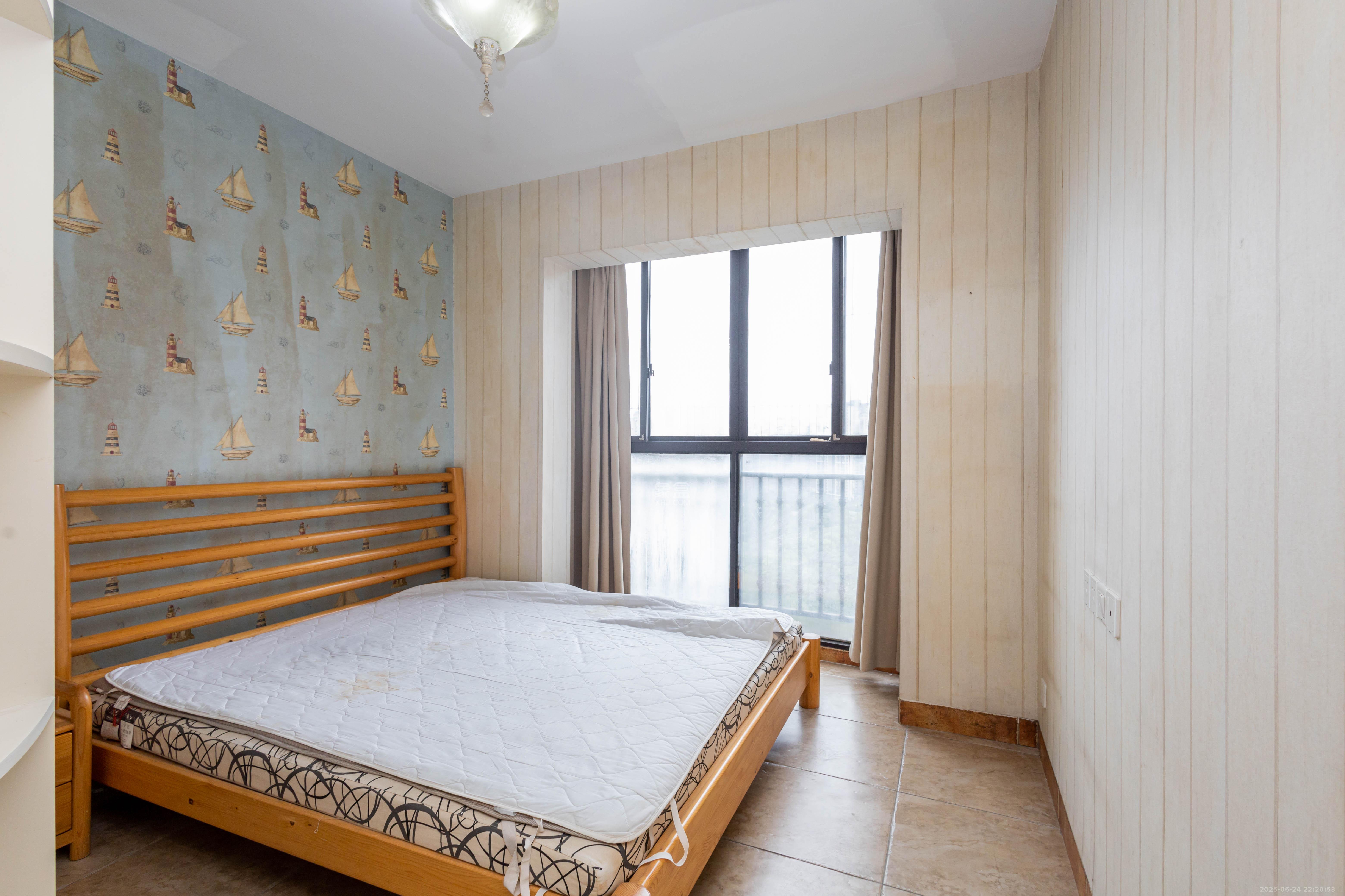 康桥长郡 4室2厅2卫 110.0万 康桥长郡 4室2厅2卫 110.0万卧室