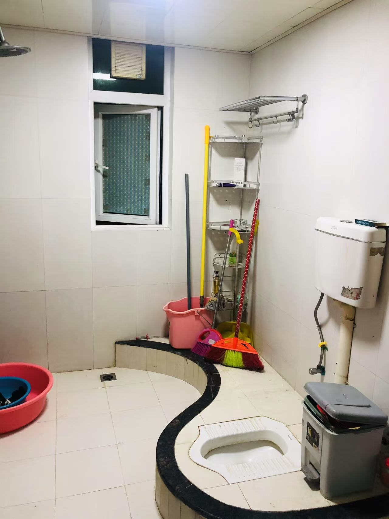 京江广场  3室2厅1卫    3000.0元/月 京江广场  3室2厅1卫    3000.0元/月室内图