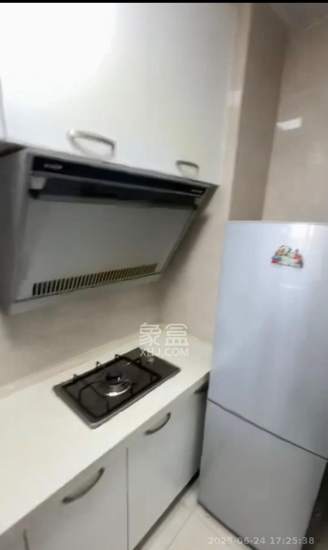 中建信和城  1室1厅1卫   1600.00元/月