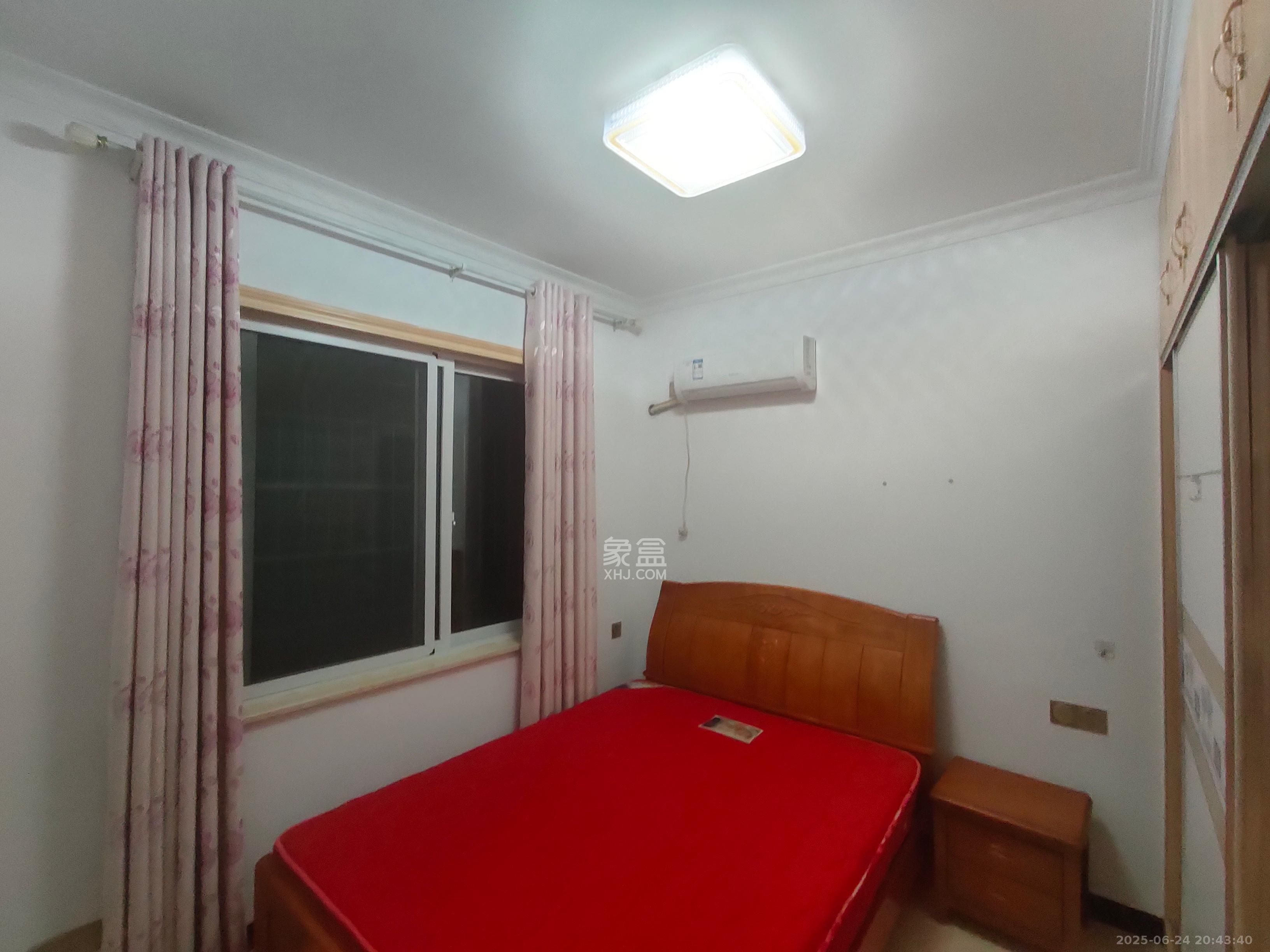 嘉顺苑  3室2厅1卫   2100.00元/月室内图