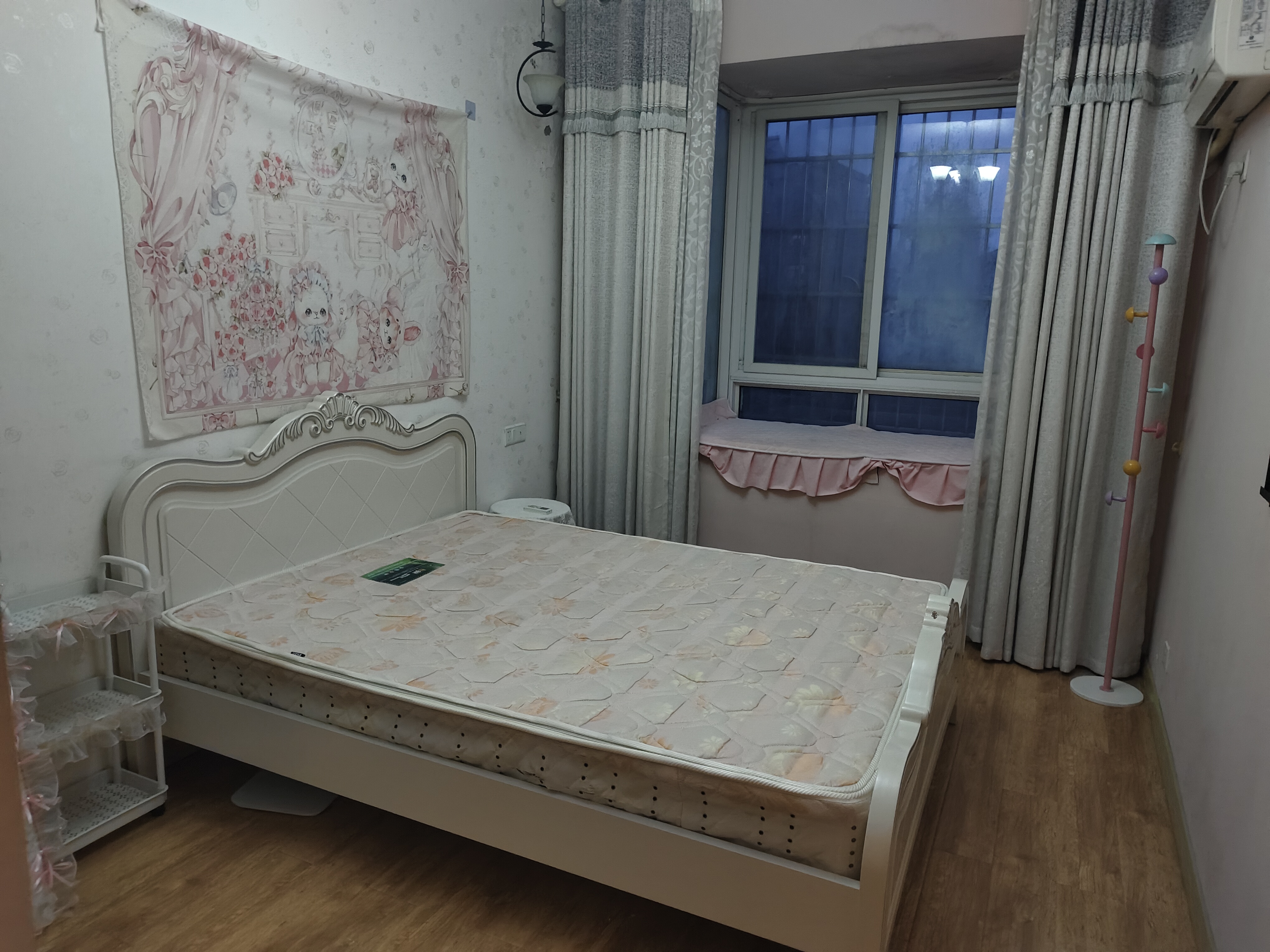 春满江南  3室2厅1卫   1100.00元/月户型图