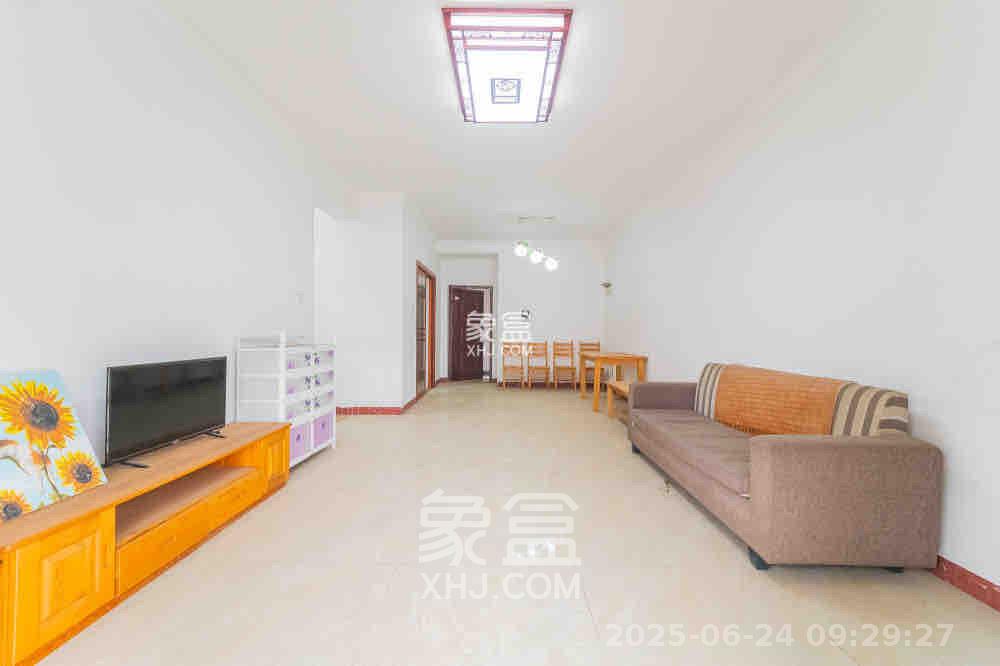 圆梦康乐城  3室2厅2卫    2000.0元/月 圆梦康乐城  3室2厅2卫    2000.0元/月室内图