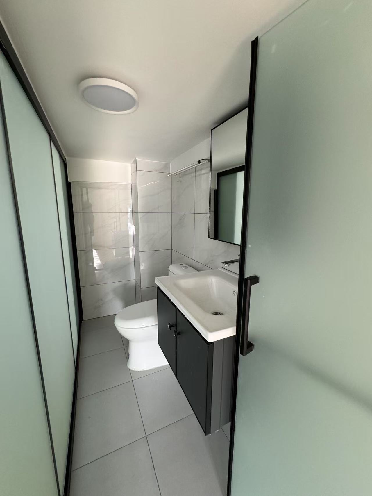 领御一方中心 3室1厅2卫 2000.0元/月 领御一方中心 3室1厅2卫 2000.0元/月室内图