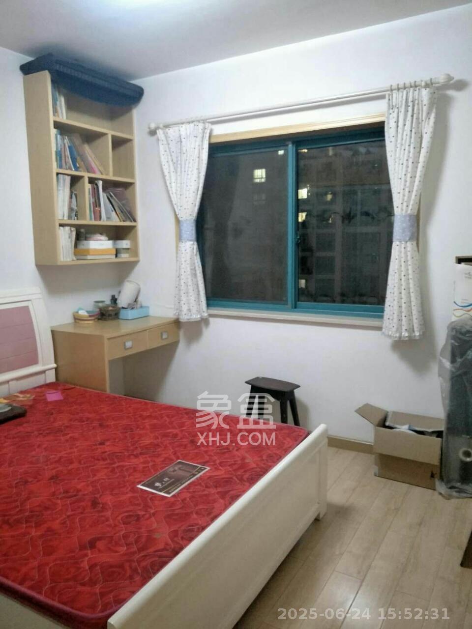 蝴蝶谷  3室2厅1卫   1800.00元/月室内图