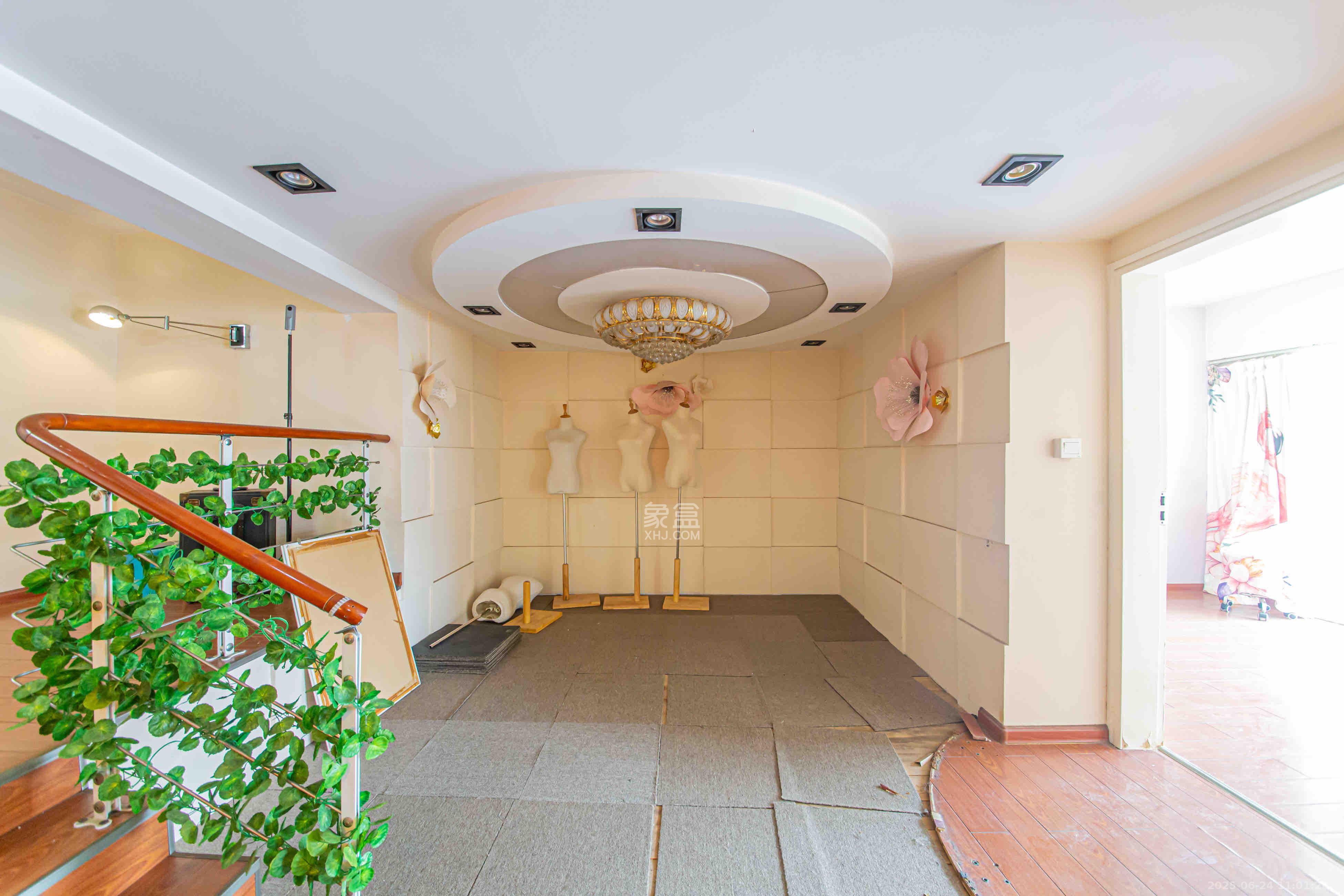 南国嘉苑 3室2厅1卫 1800.0元/月 南国嘉苑 3室2厅1卫 1800.0元/月室内图