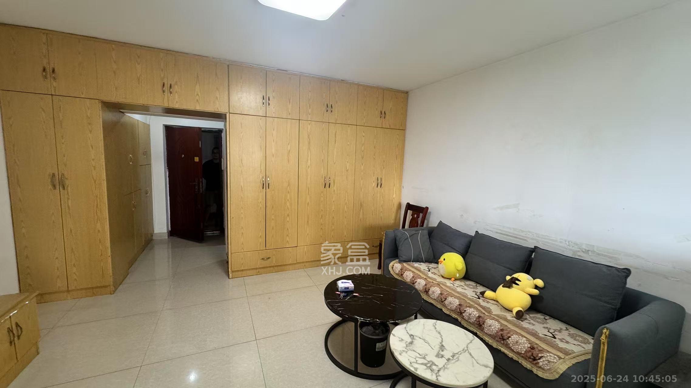 先锋东外滩 1室1厅1卫 1500.0元/月 先锋东外滩 1室1厅1卫 1500.0元/月室内图