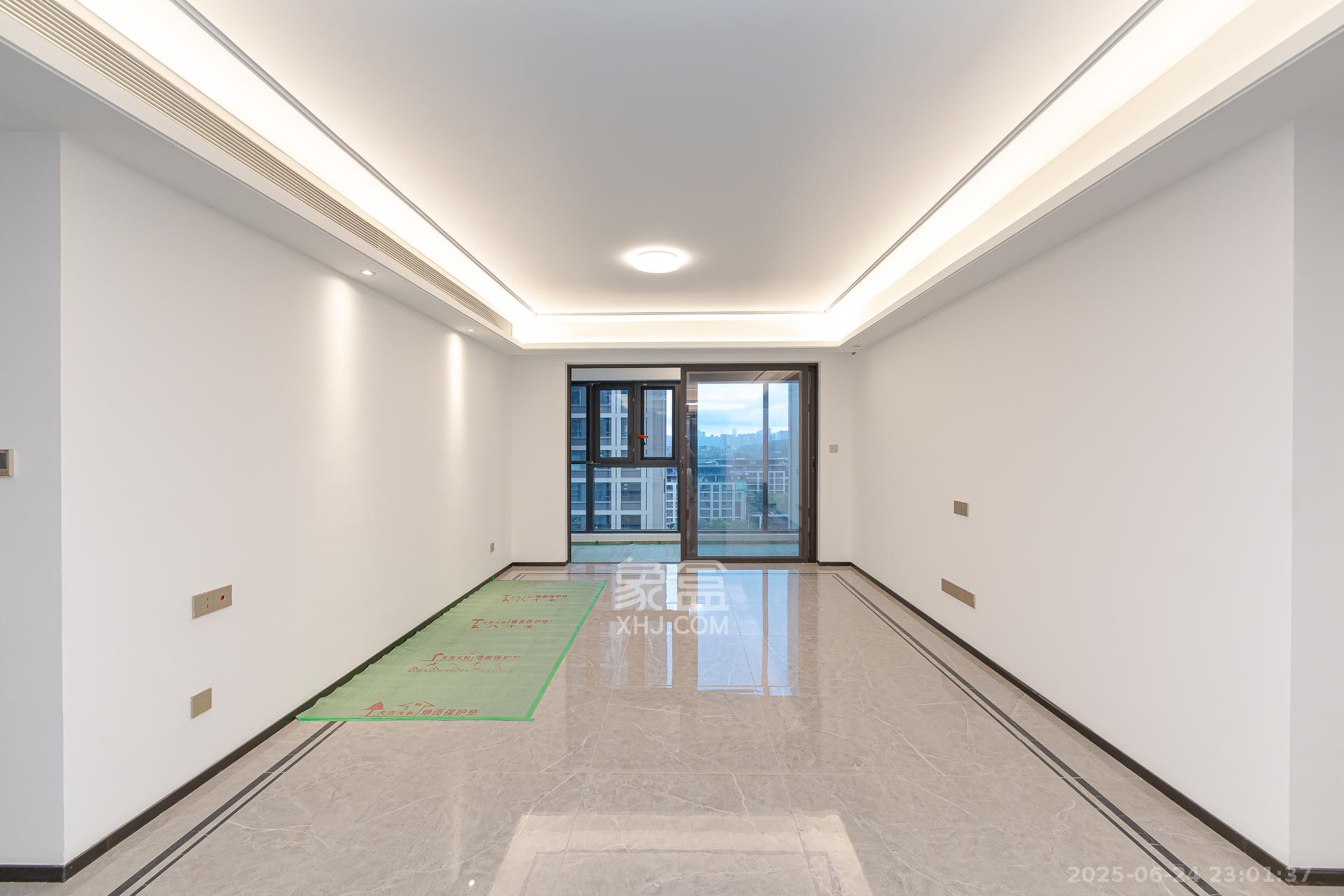 时代建发和著  4室2厅2卫    205.8万